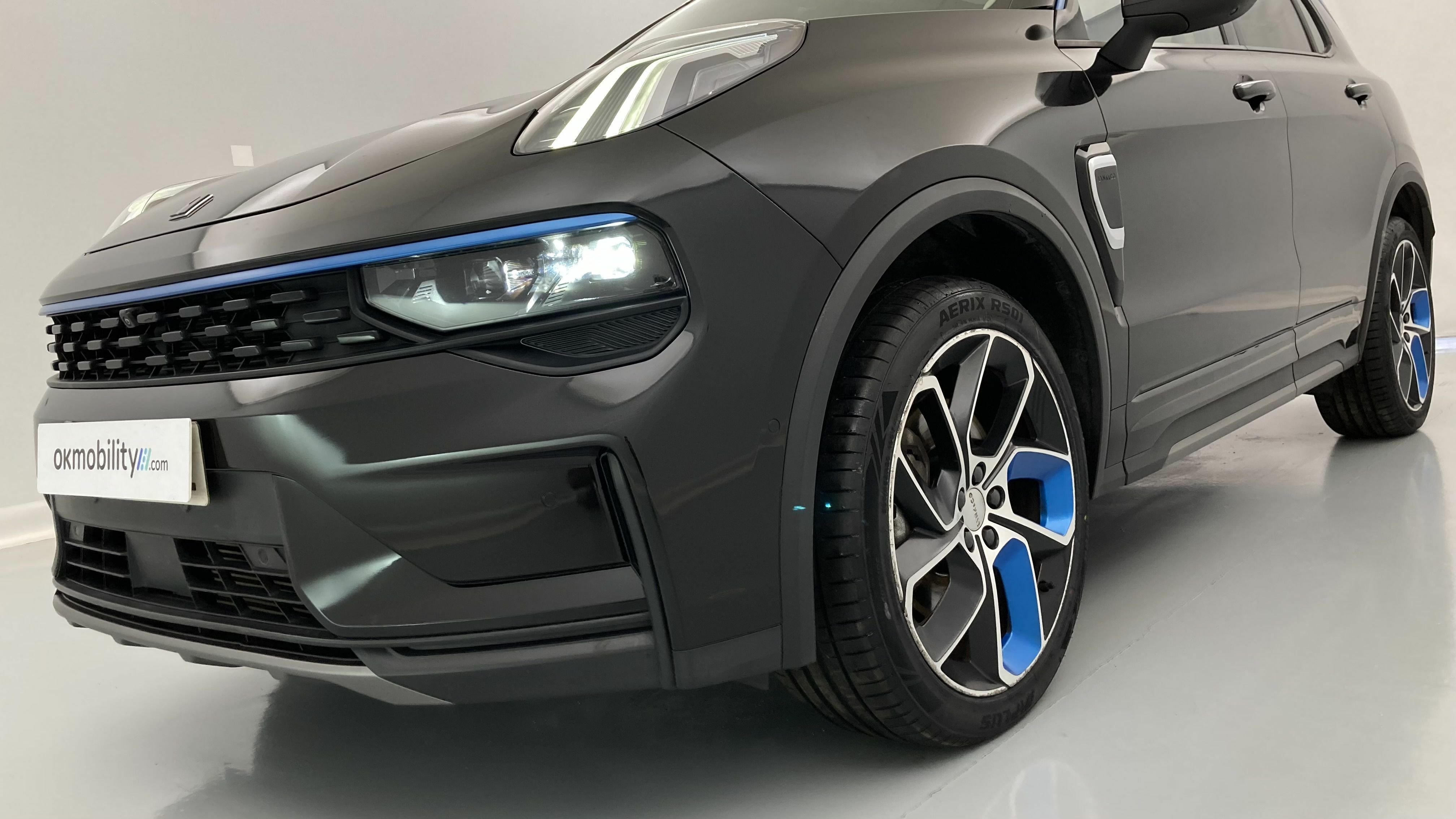 lynk&co 1 nv 1.5 PHEV 261 2022 black 26