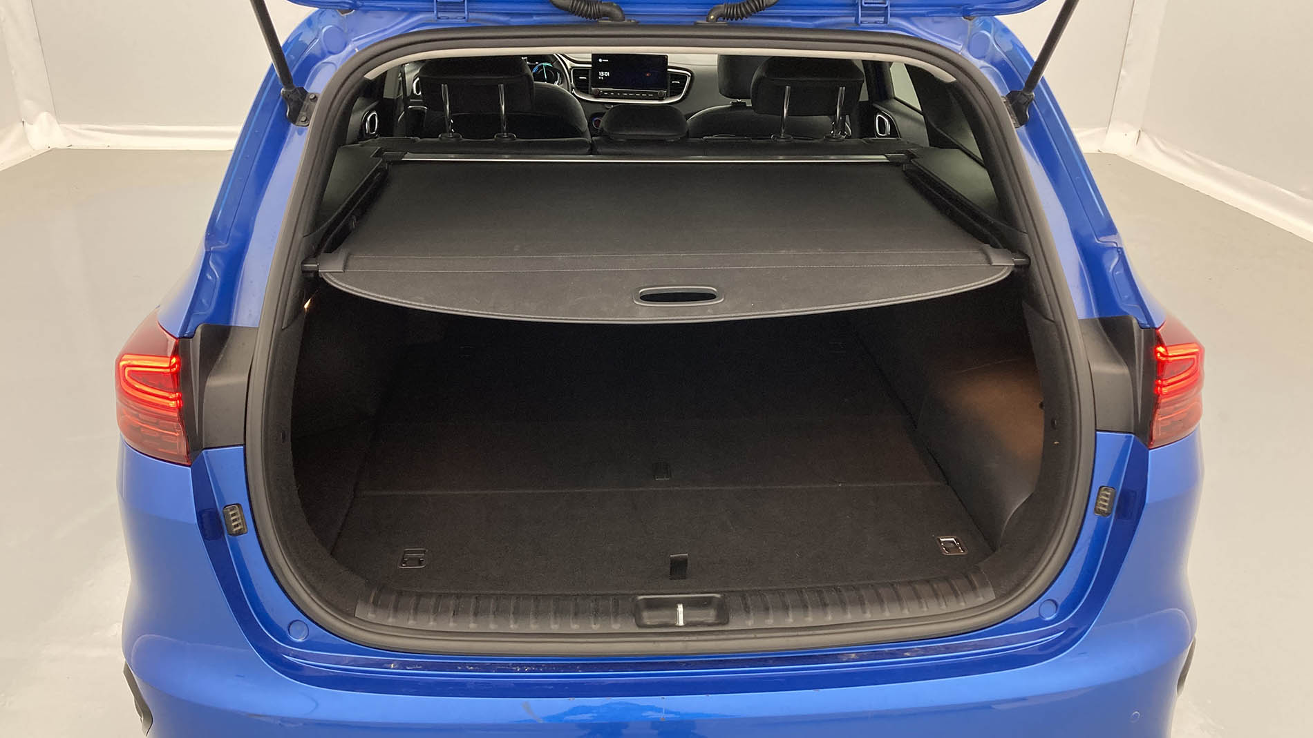 kia ceed tourer emotion 1.6 PHEV 141 2021 blue flame 24
