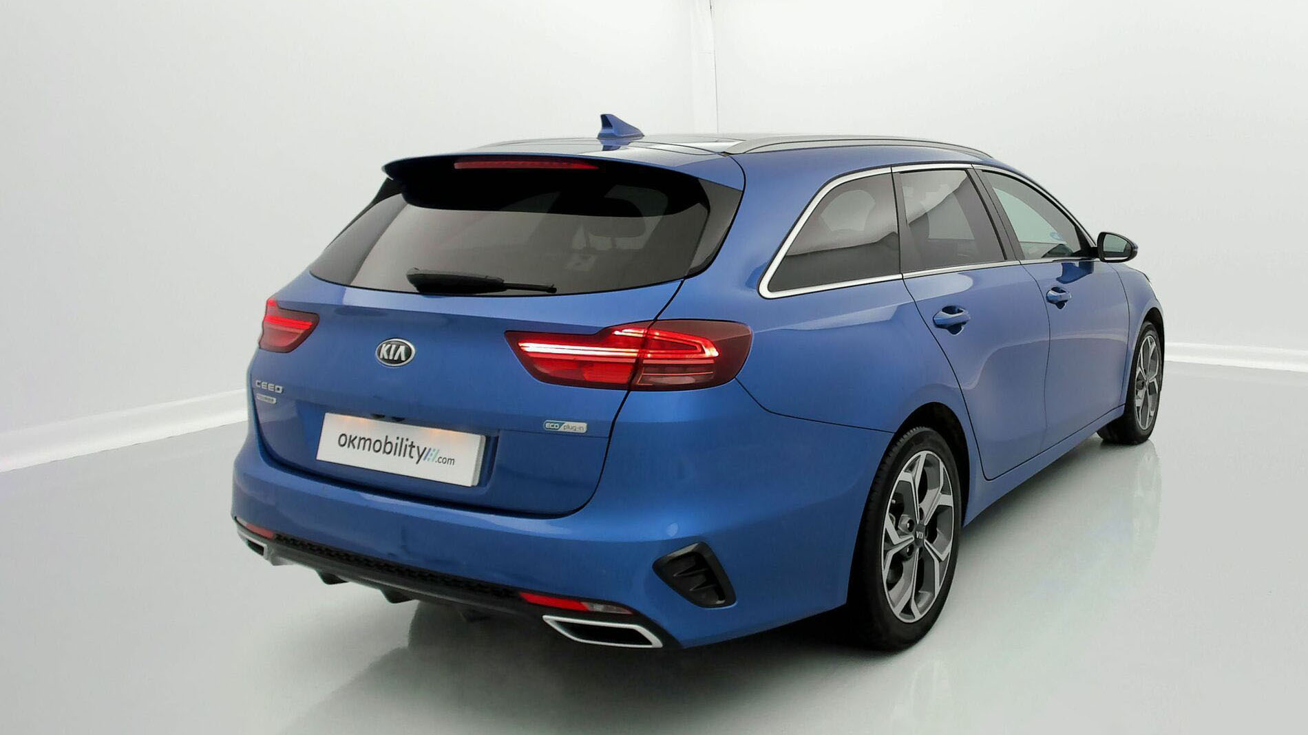 kia ceed tourer emotion 1.6 PHEV 141 2021 blue flame 12