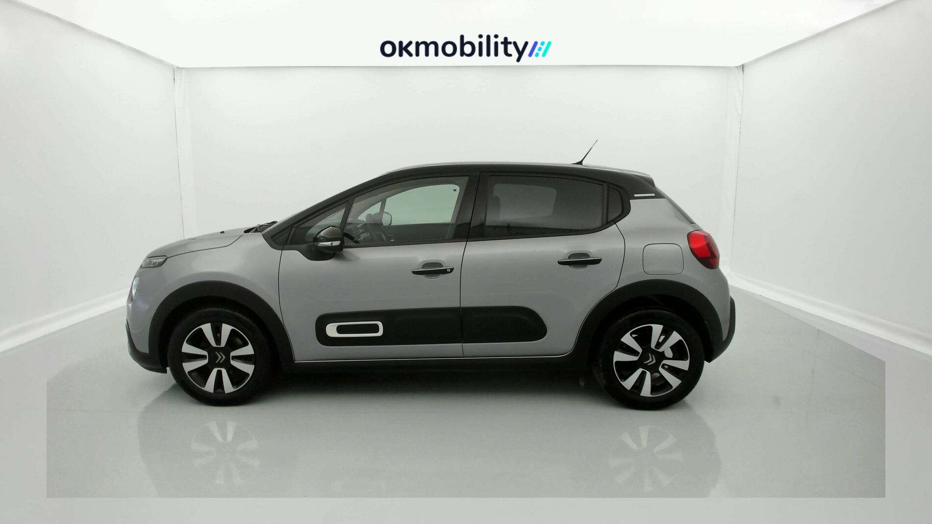 citroen c3 shine 1.2 PURETECH 83 2023 gris acero / negro 3