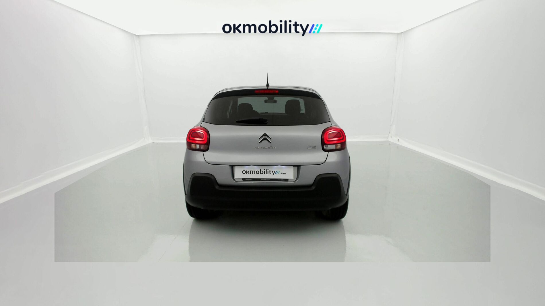 citroen c3 shine 1.2 PURETECH 83 2023 gris acero / negro 8