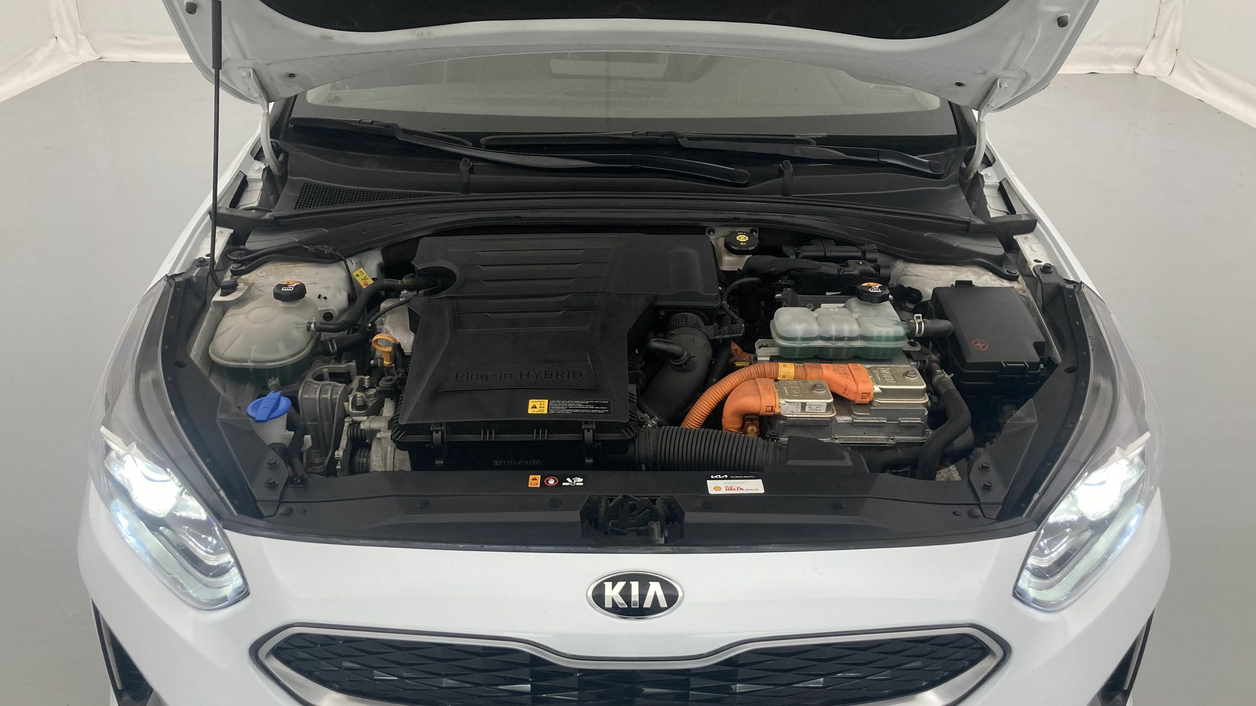 kia ceed tourer emotion 1.6 PHEV 141 2021 cararraweiss 24