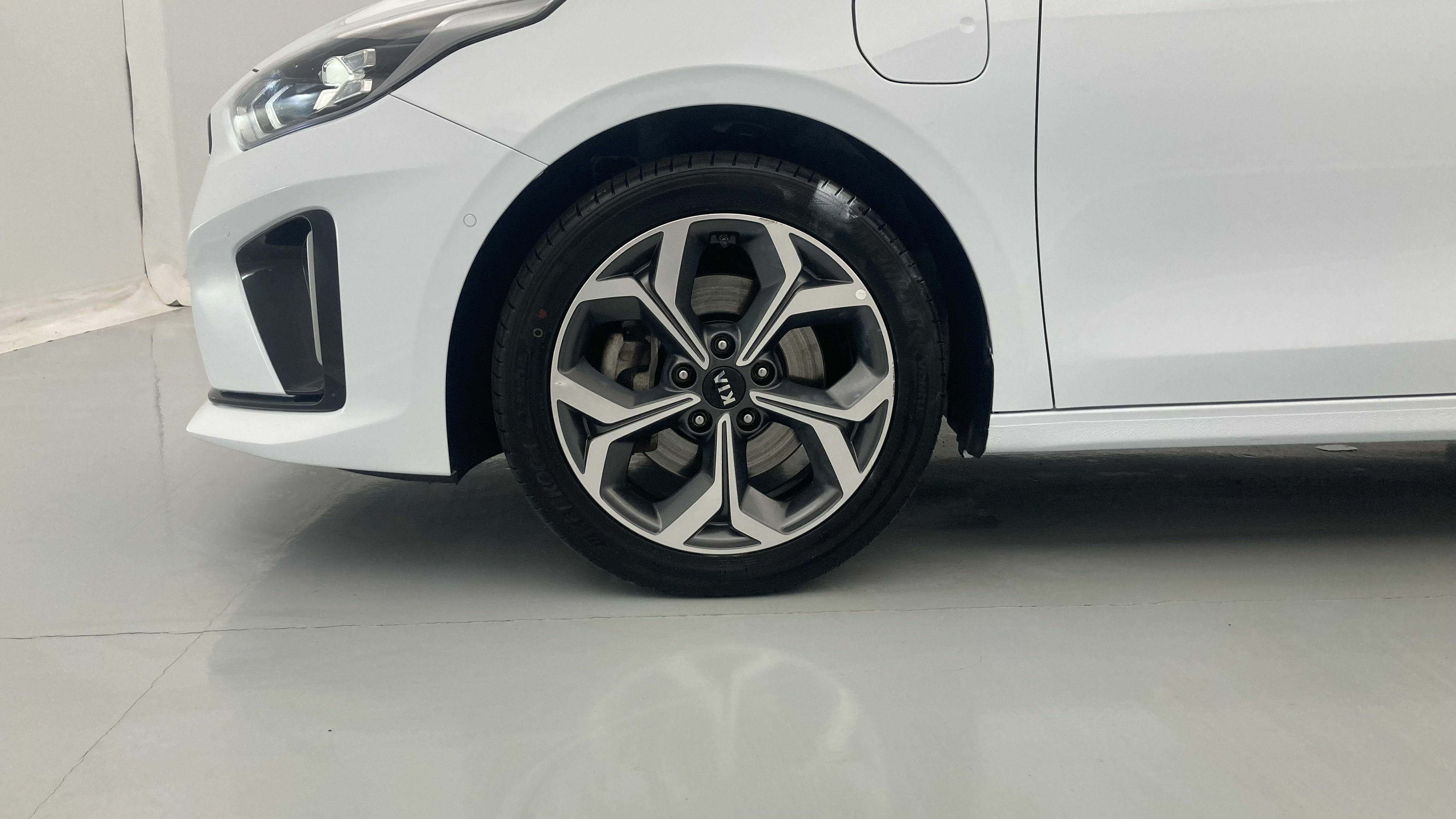 kia ceed tourer emotion 1.6 PHEV 141 2021 cararraweiss 26