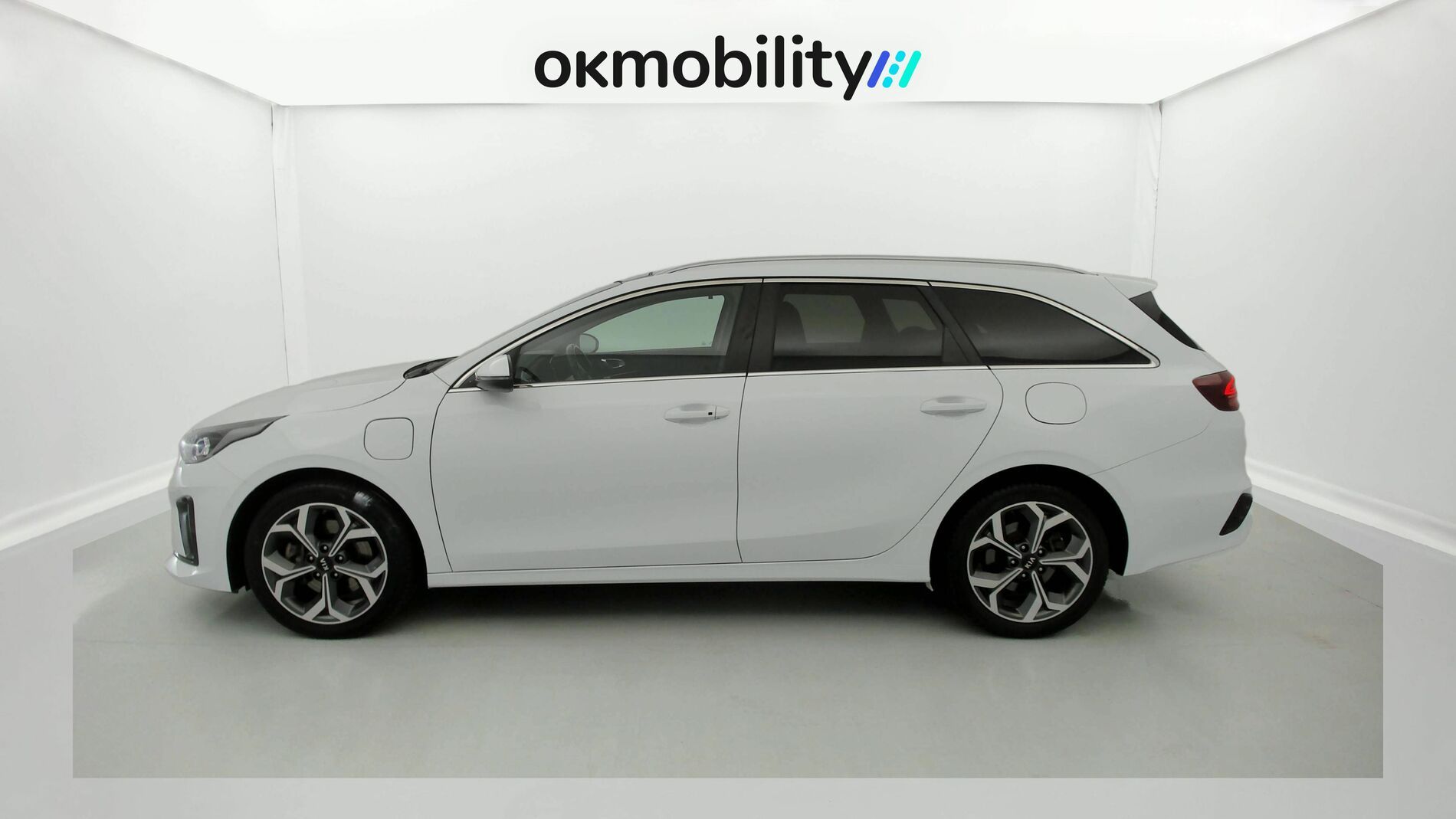 kia ceed tourer emotion 1.6 PHEV 141 2021 cararraweiss 5