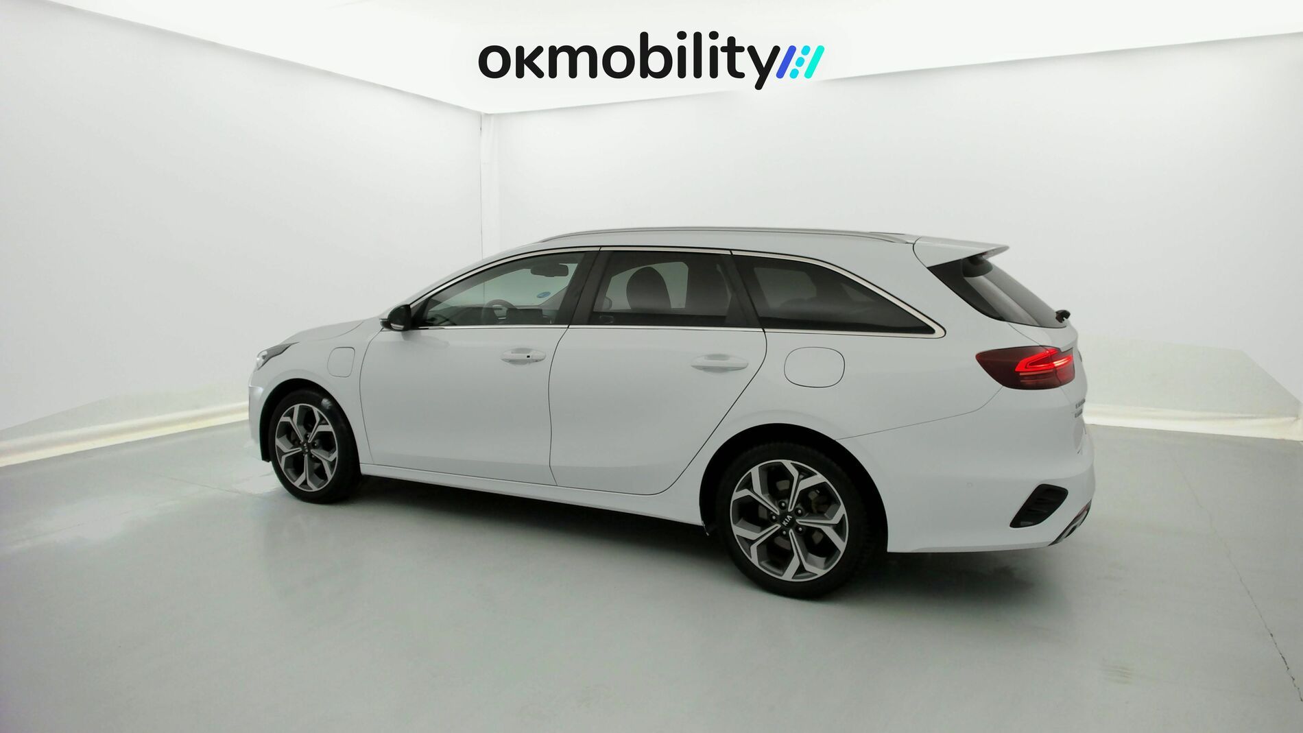 kia ceed tourer emotion 1.6 PHEV 141 2021 cararraweiss 7