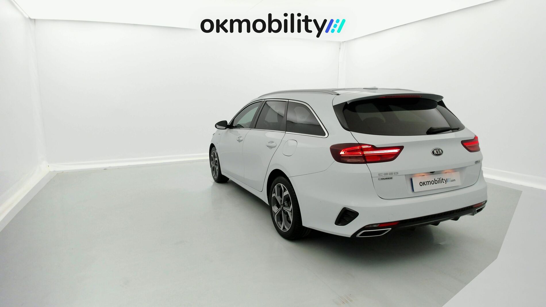 kia ceed tourer emotion 1.6 PHEV 141 2021 cararraweiss 8