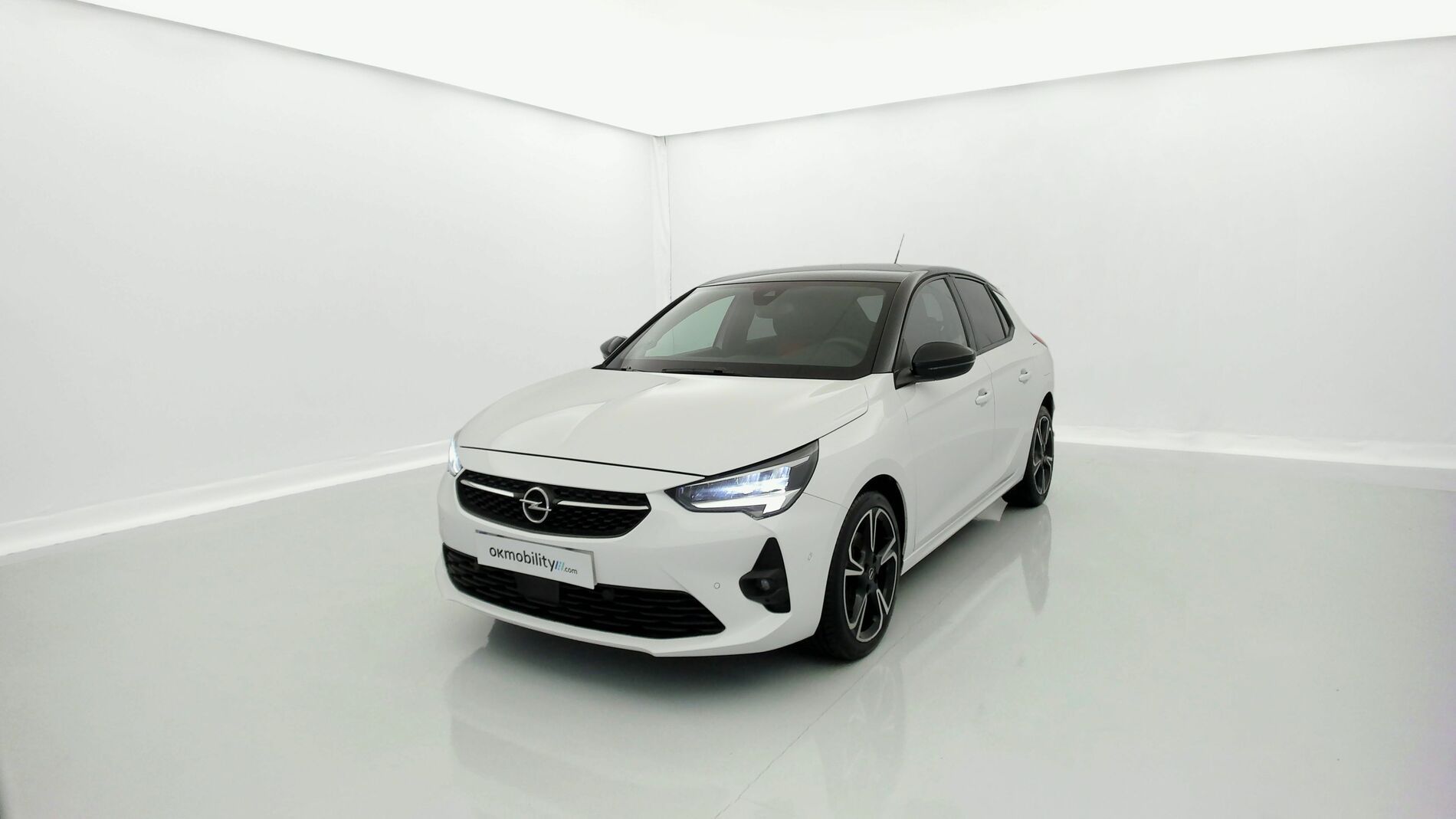 opel corsa gs 1.2T 100 2023 arktis white 1