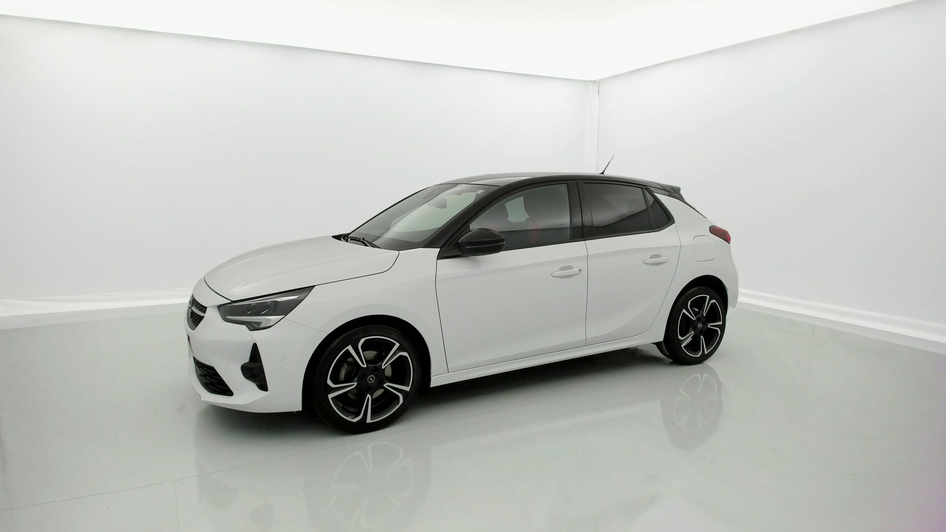 opel corsa gs 1.2T 100 2023 arktis white 2