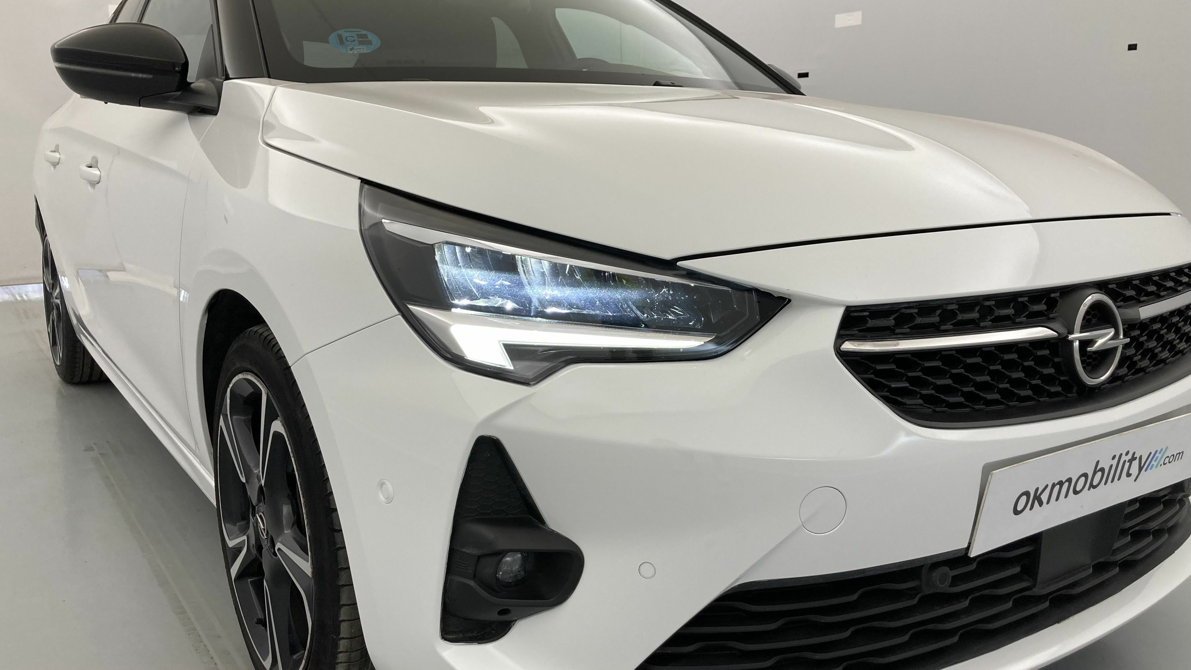 opel corsa gs 1.2T 100 2023 arktis white 29