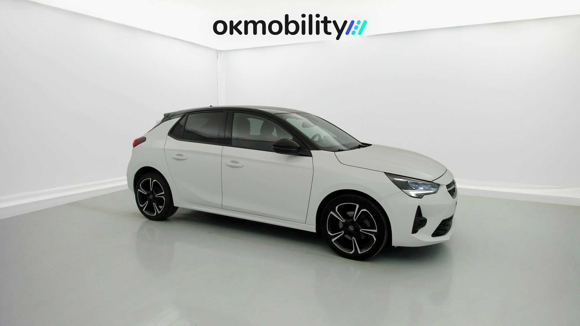 opel corsa gs 1.2T 100 2023 arktis white 2