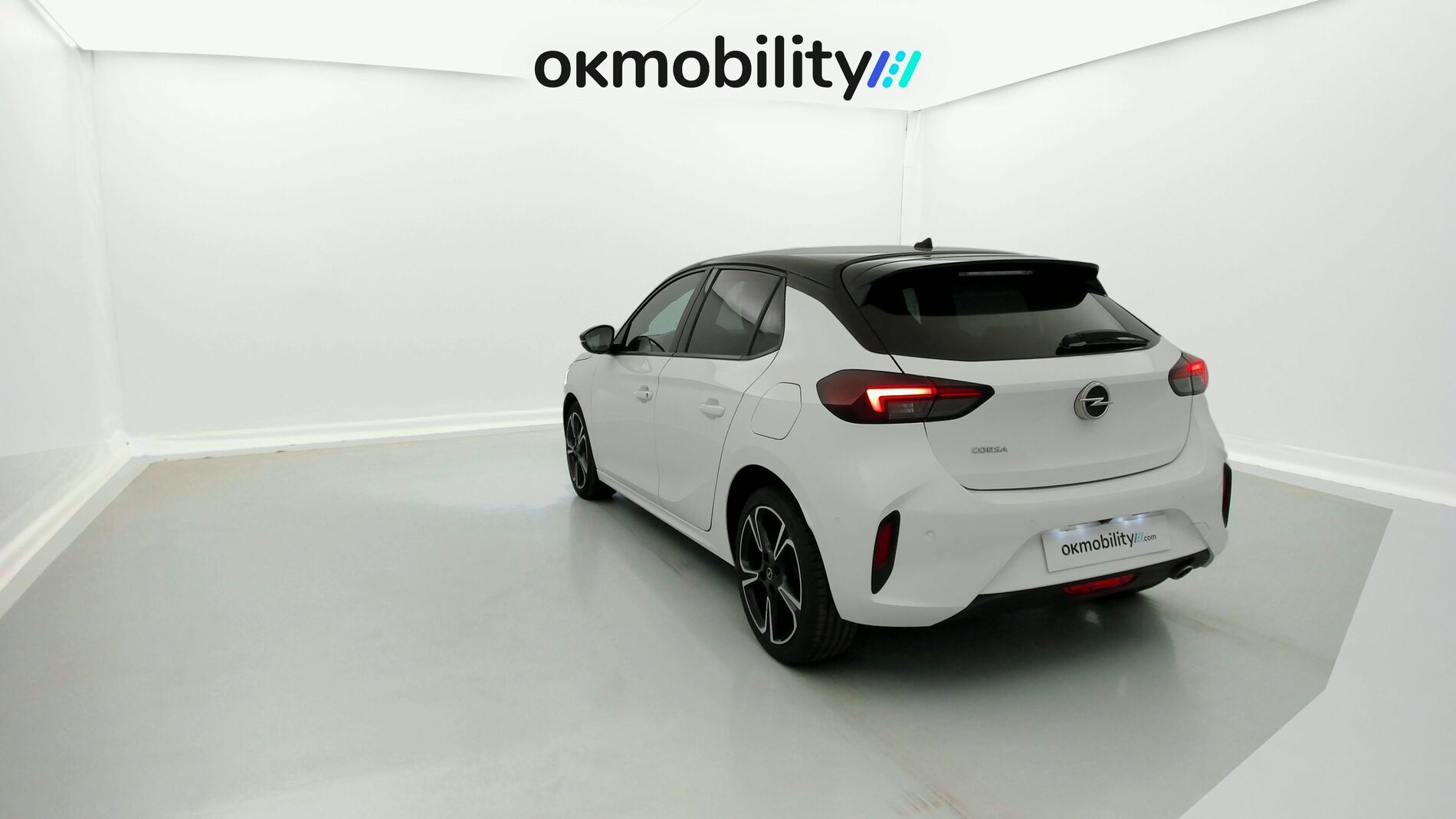 opel corsa gs 1.2T 100 2023 arktis white 9
