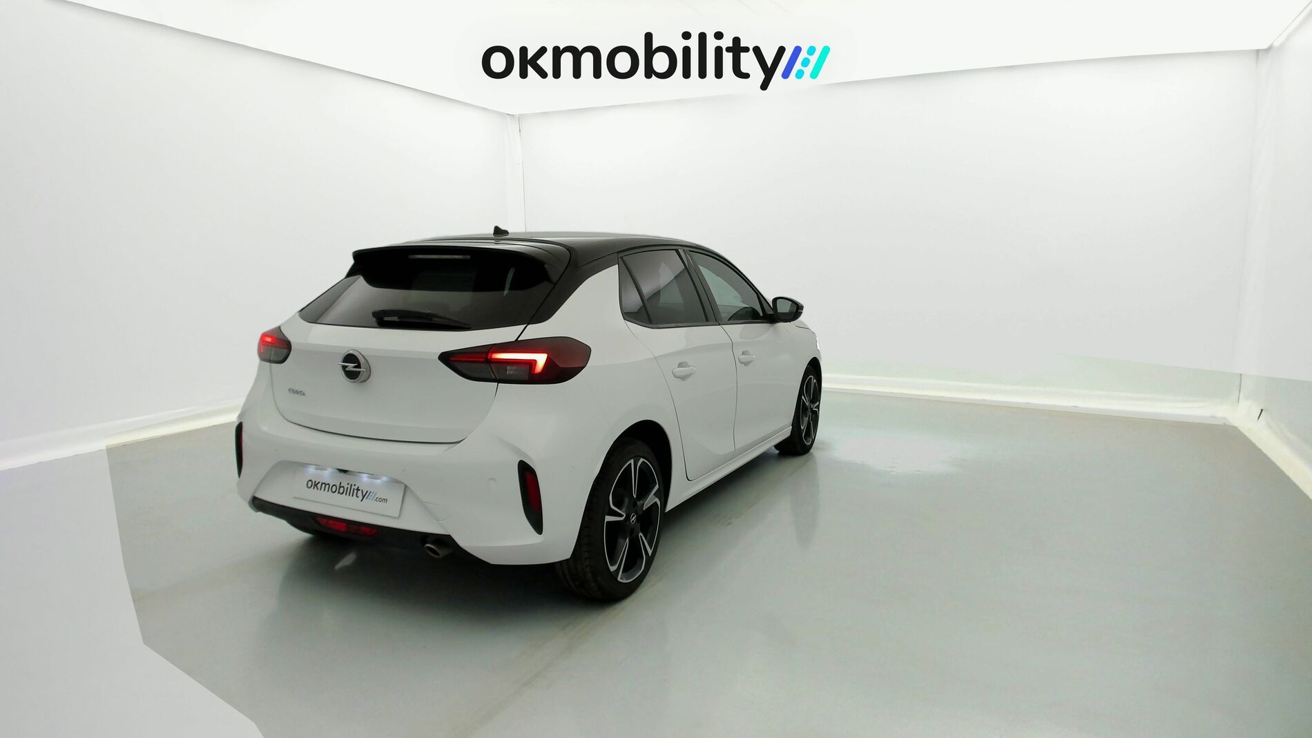 opel corsa gs 1.2T 100 2023 arktis white 11