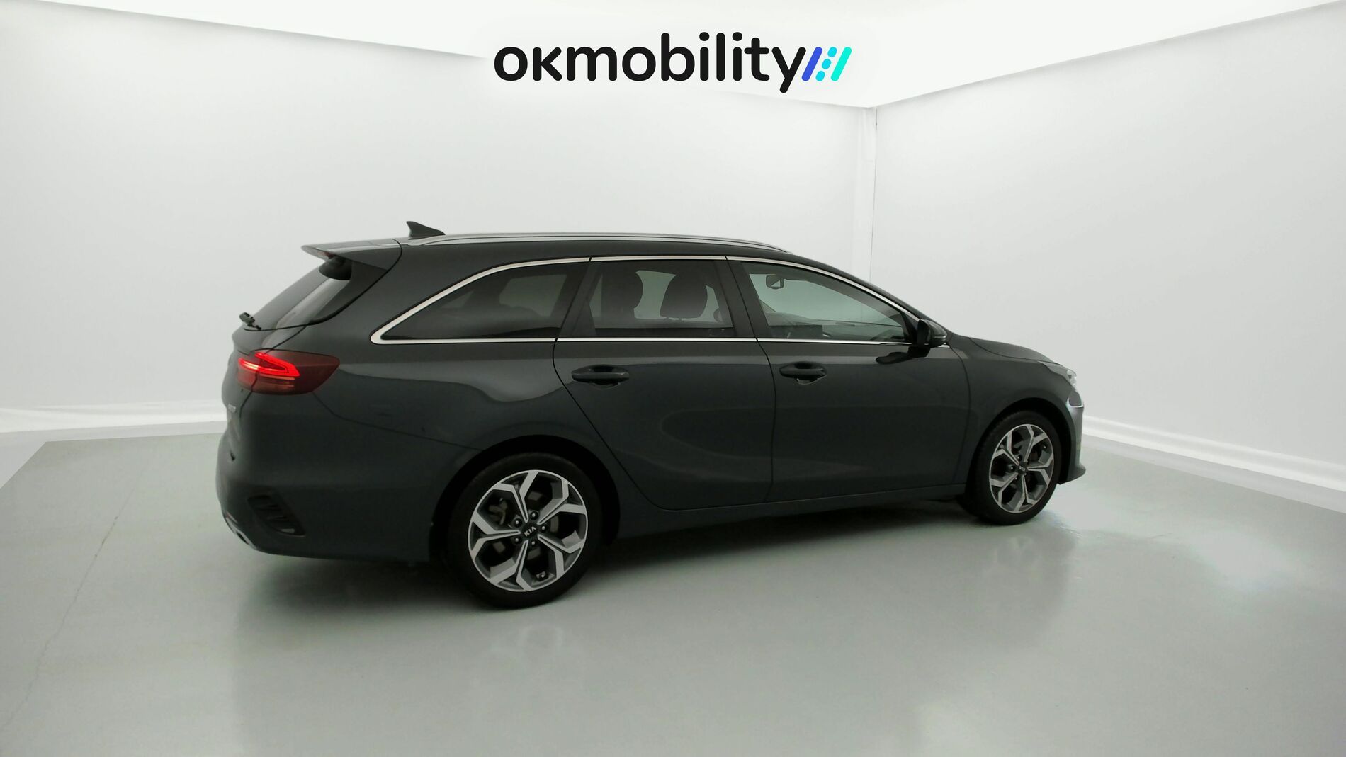 kia ceed tourer emotion 1.6 PHEV 141 2021 pentametal 12