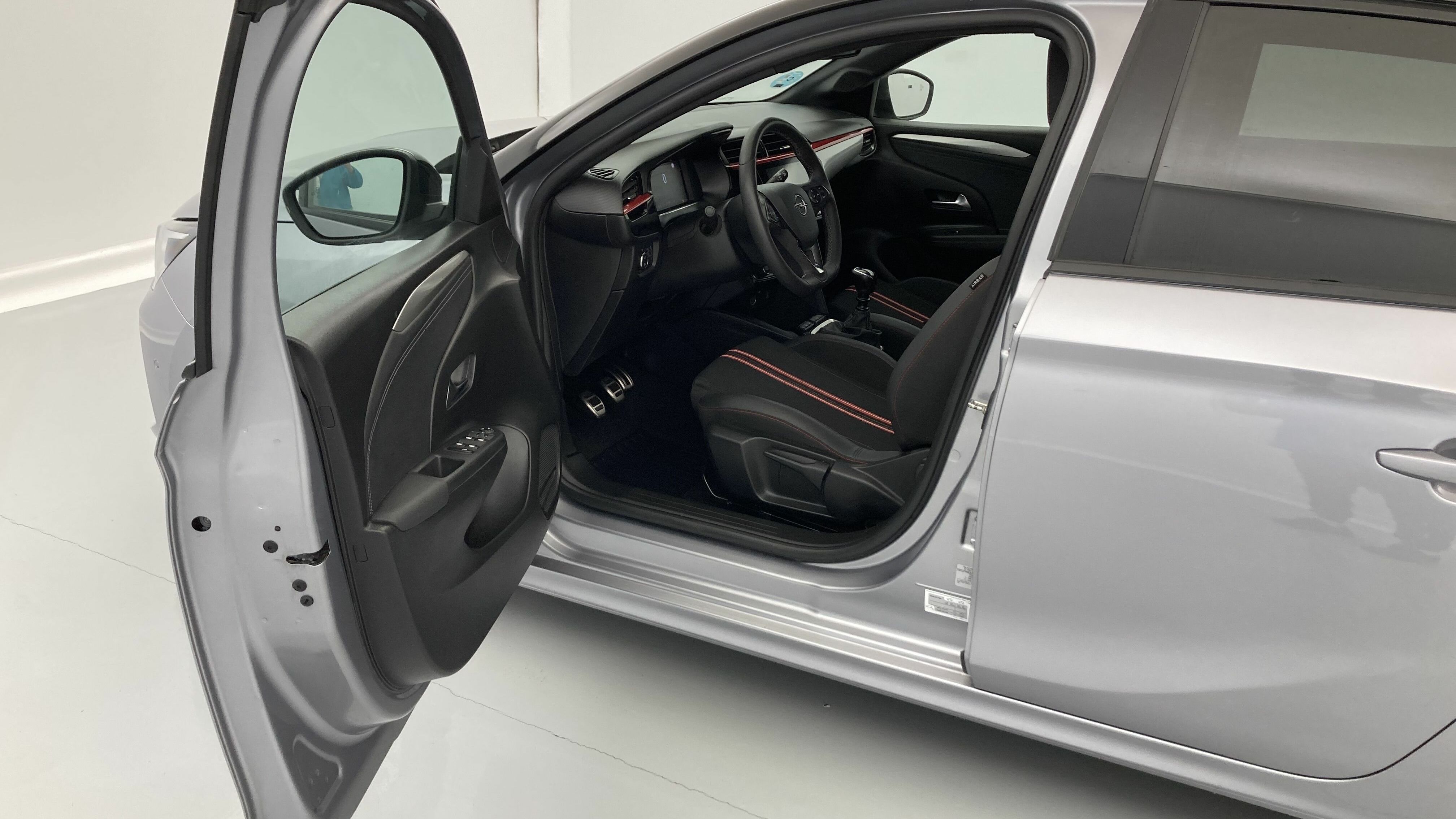 opel corsa gs 1.2T 100 2023 konstrast grey 11