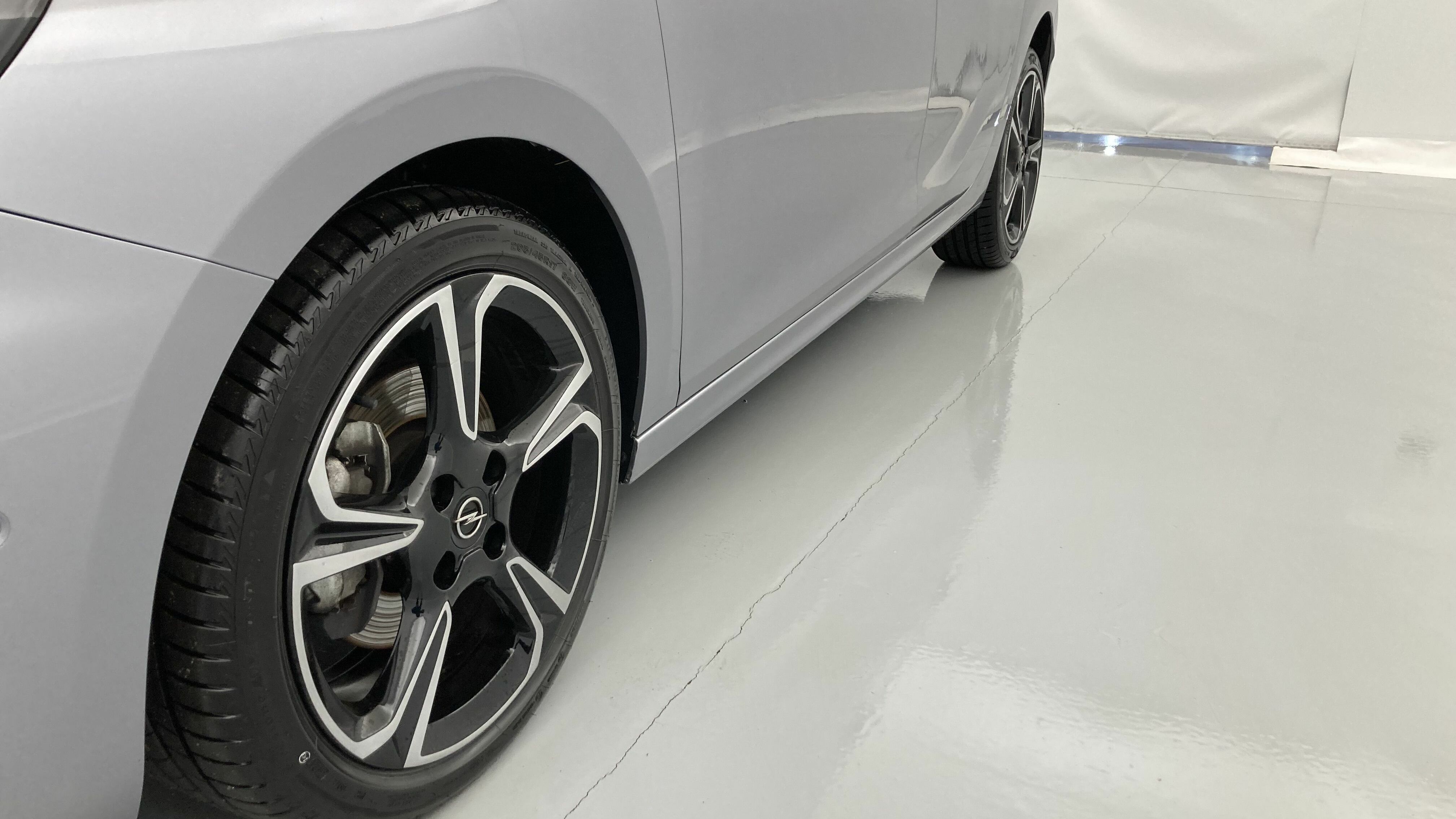 opel corsa gs 1.2T 100 2023 konstrast grey 20