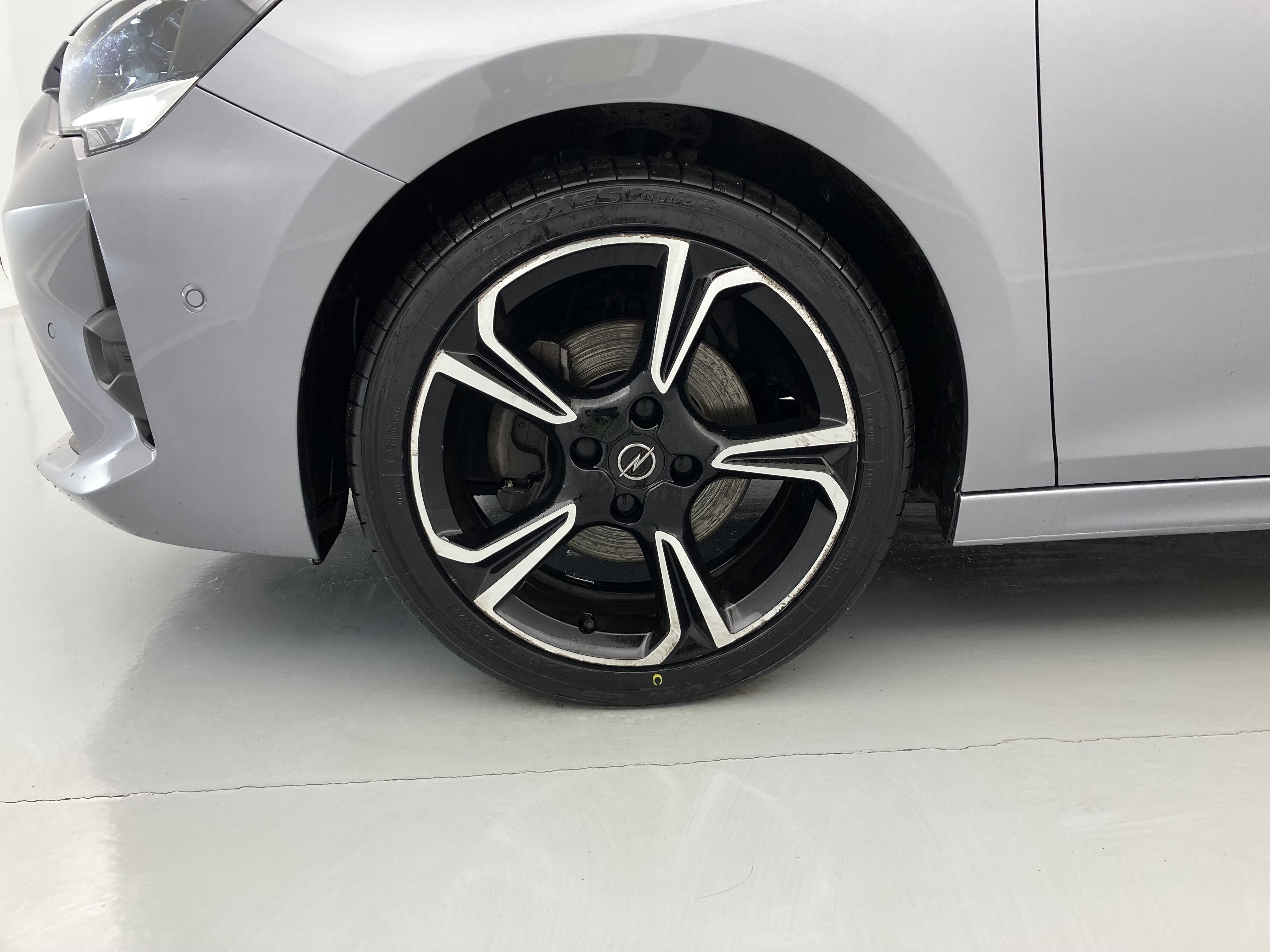 opel corsa gs 1.2T 100 2023 konstrast grey 30