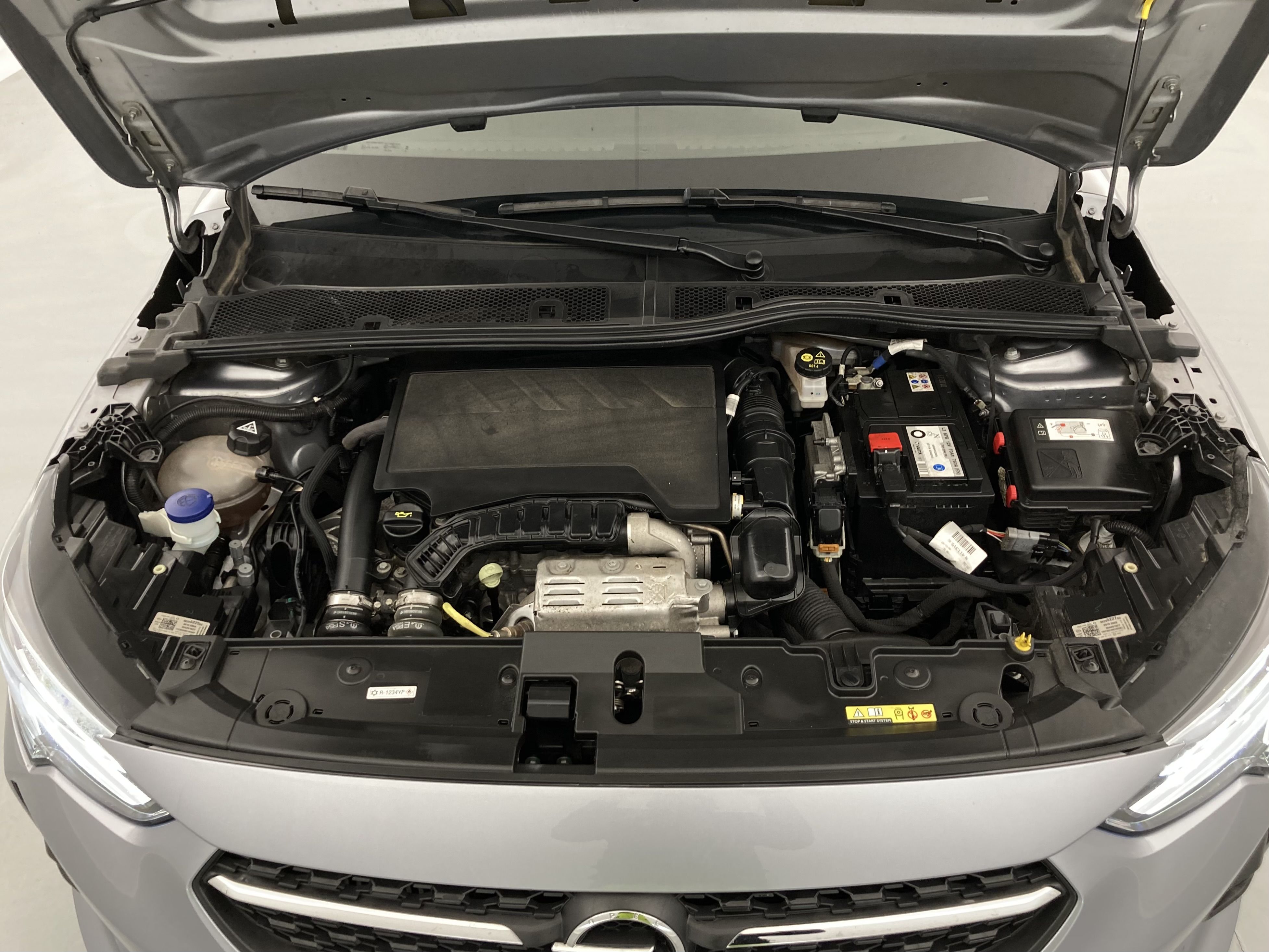 opel corsa gs 1.2T 100 2023 konstrast grey 26