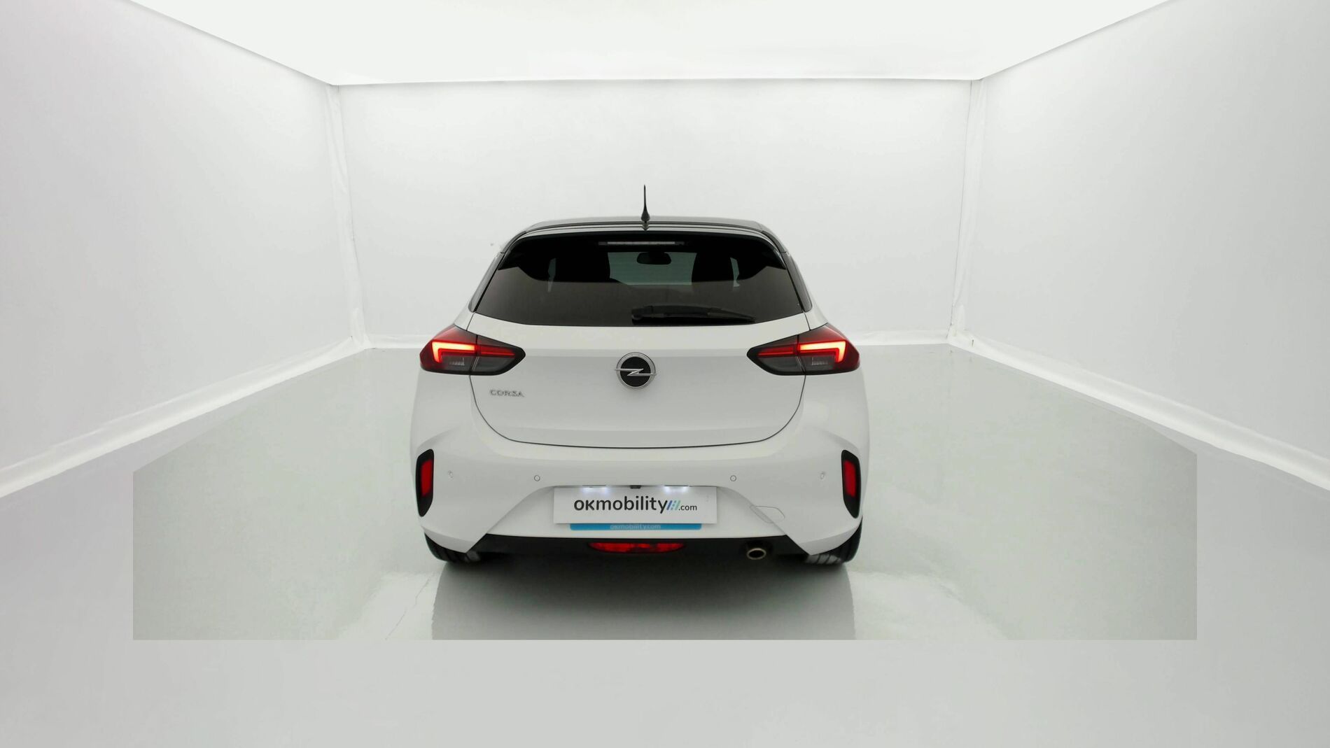 opel corsa gs 1.2T 100 2023 arktis white 6