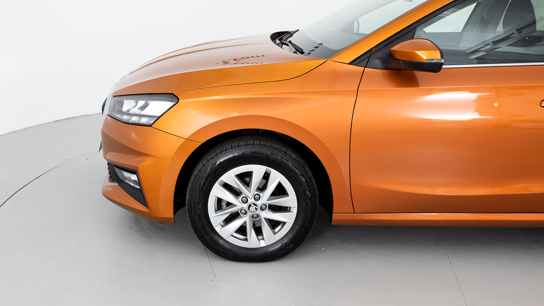skoda fabia selection 1.0 TSI 95 2024 naranja phoenix 26
