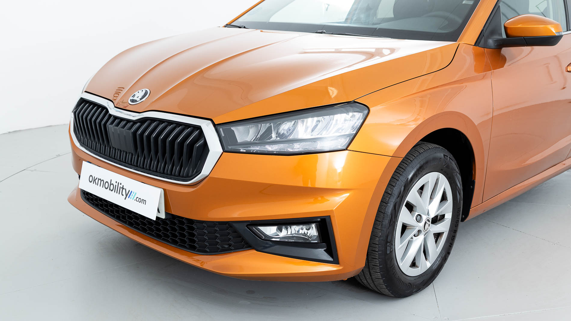 skoda fabia selection 1.0 TSI 95 2024 naranja phoenix 30