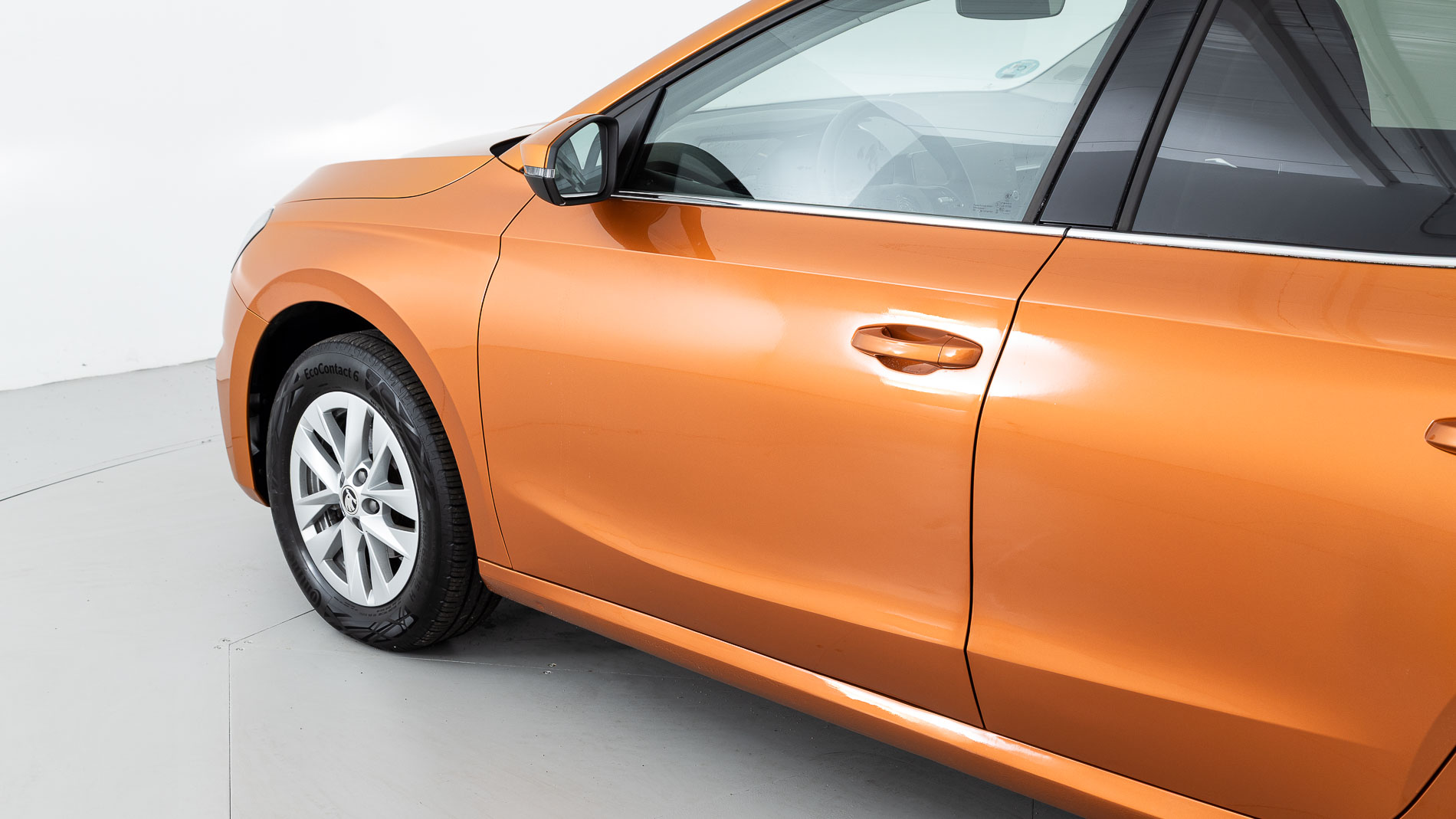 skoda fabia selection 1.0 TSI 95 2024 naranja phoenix 35