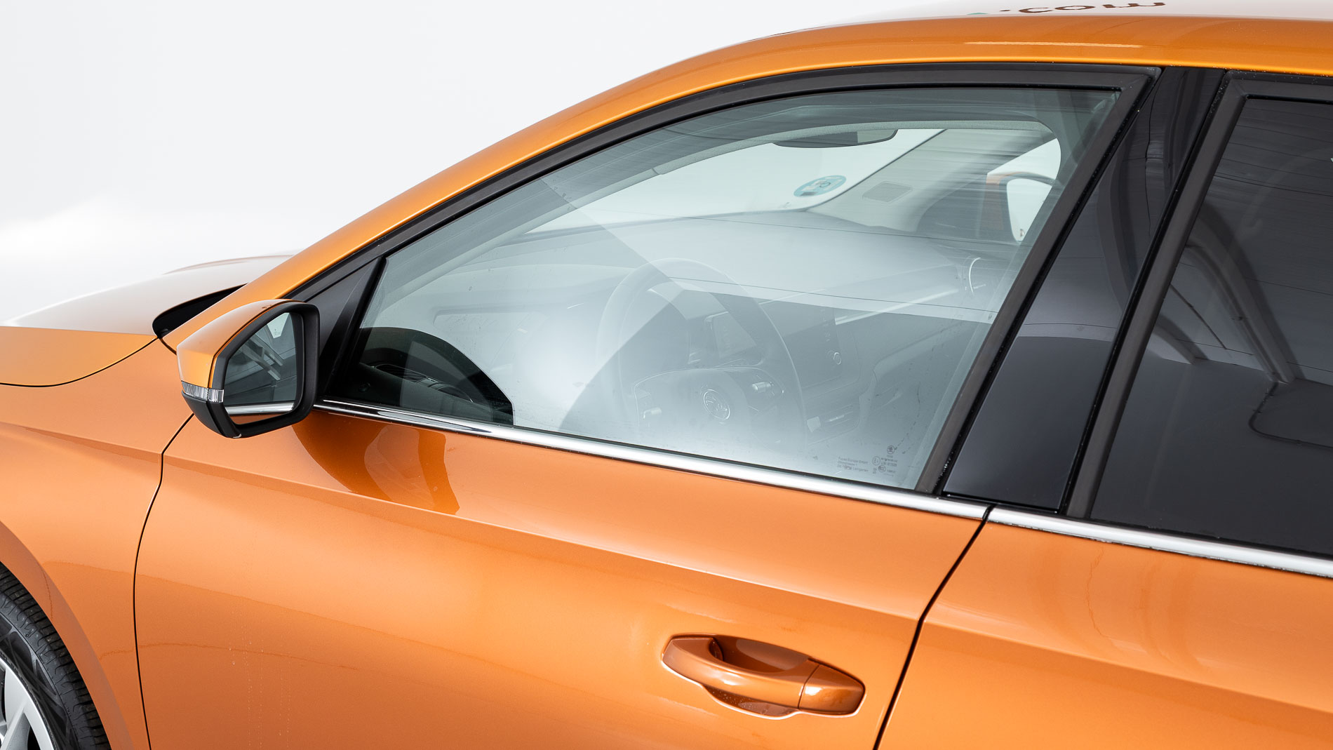 skoda fabia selection 1.0 TSI 95 2024 naranja phoenix 36