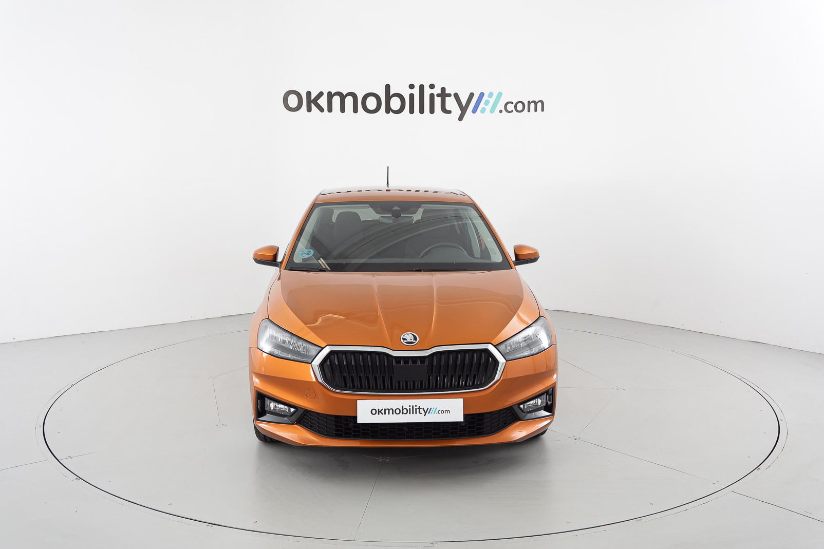skoda fabia selection 1.0 TSI 95 2024 naranja phoenix 4