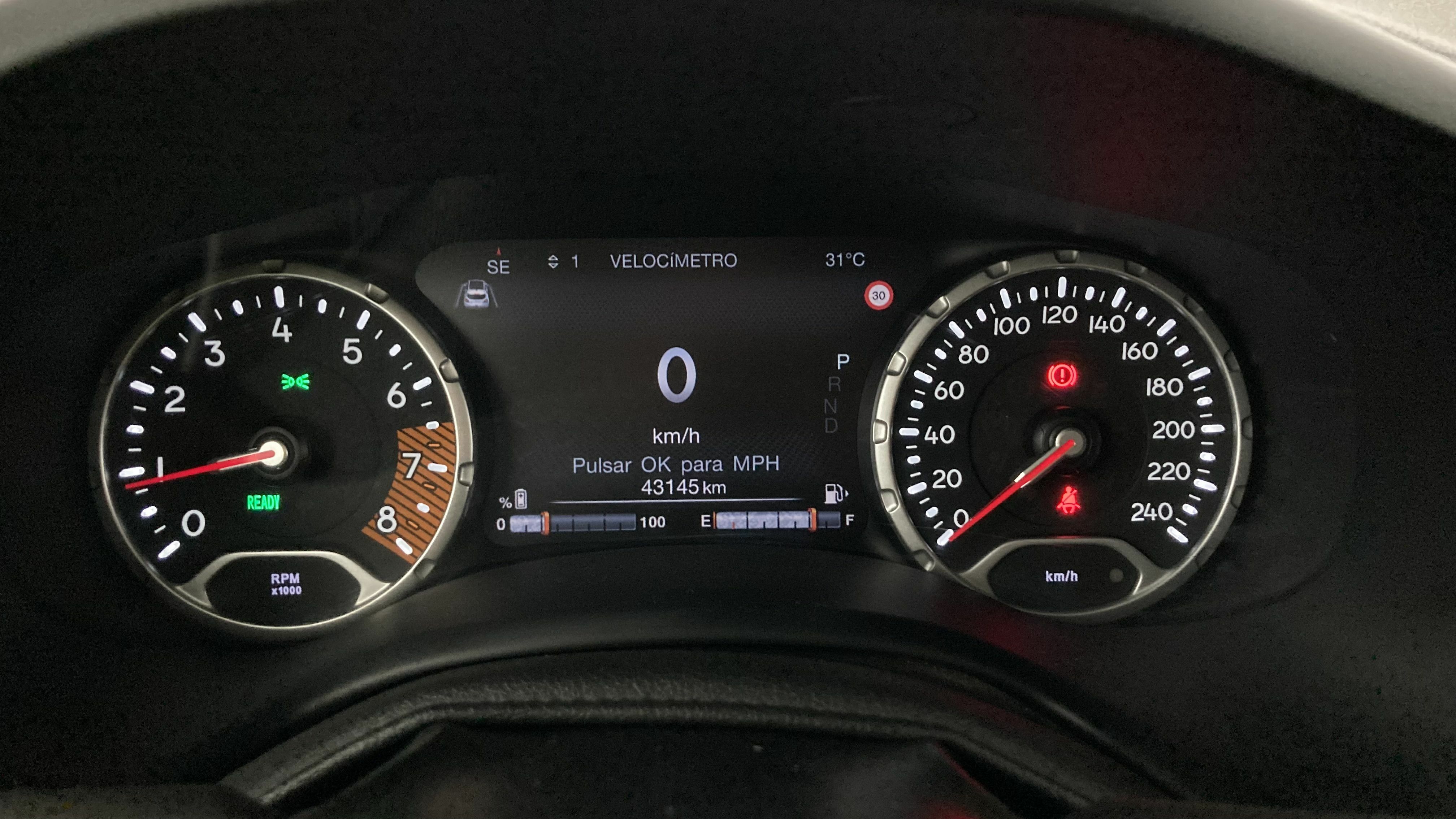 jeep renegade limited 1.5 TURBO 130 DCT 2023 gris grafito 18