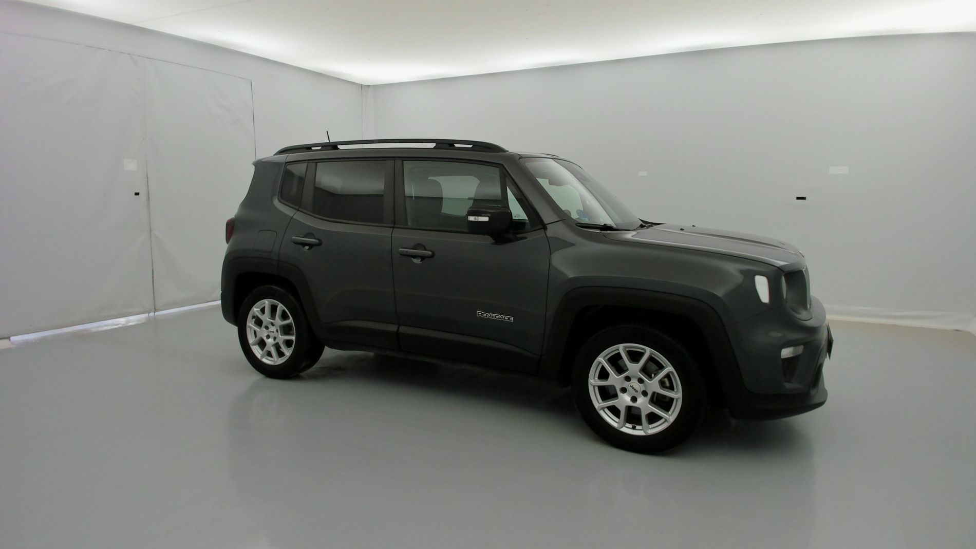 jeep renegade limited 1.5 TURBO 130 DCT 2023 gris grafito 2