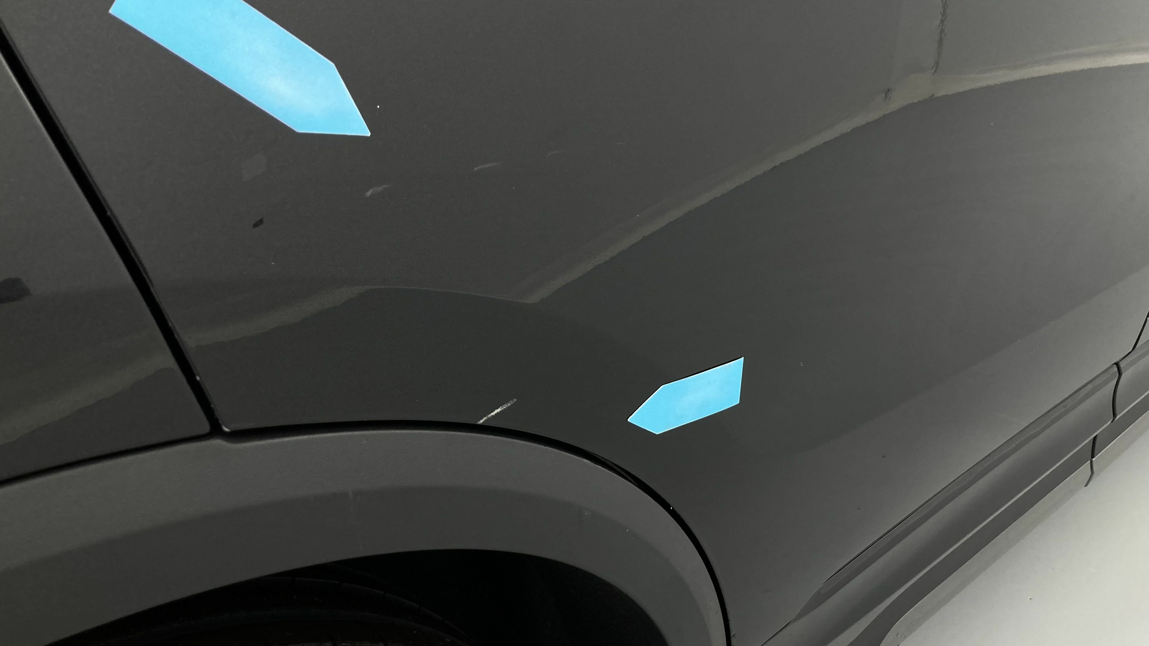 lynk&co 1 nv 1.5 PHEV 261 2022 black 38