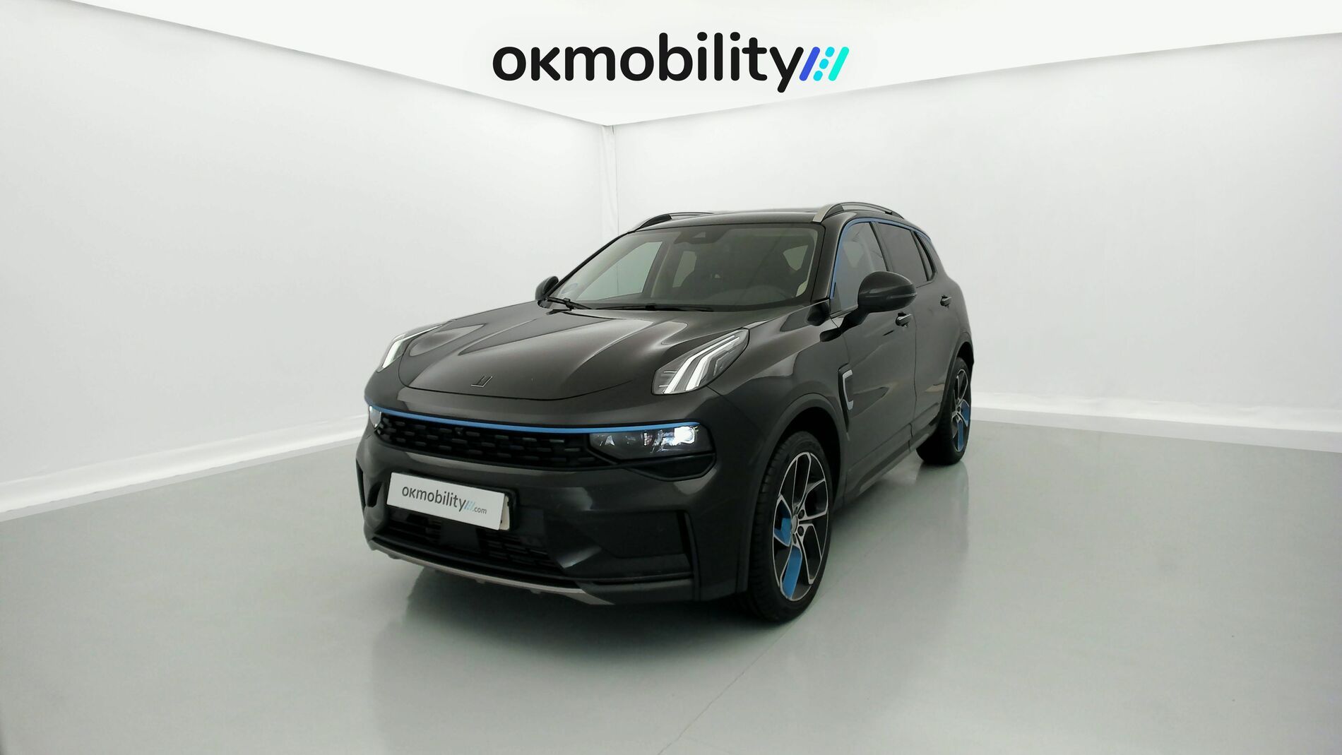 lynk&co 1 nv 1.5 PHEV 261 2022 black 1