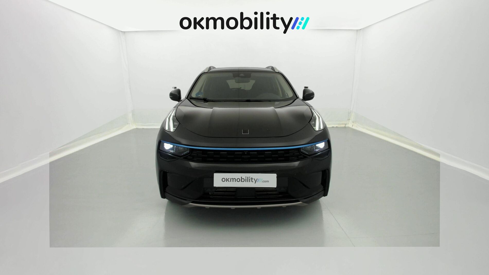 lynk&co 1 nv 1.5 PHEV 261 2022 black 3