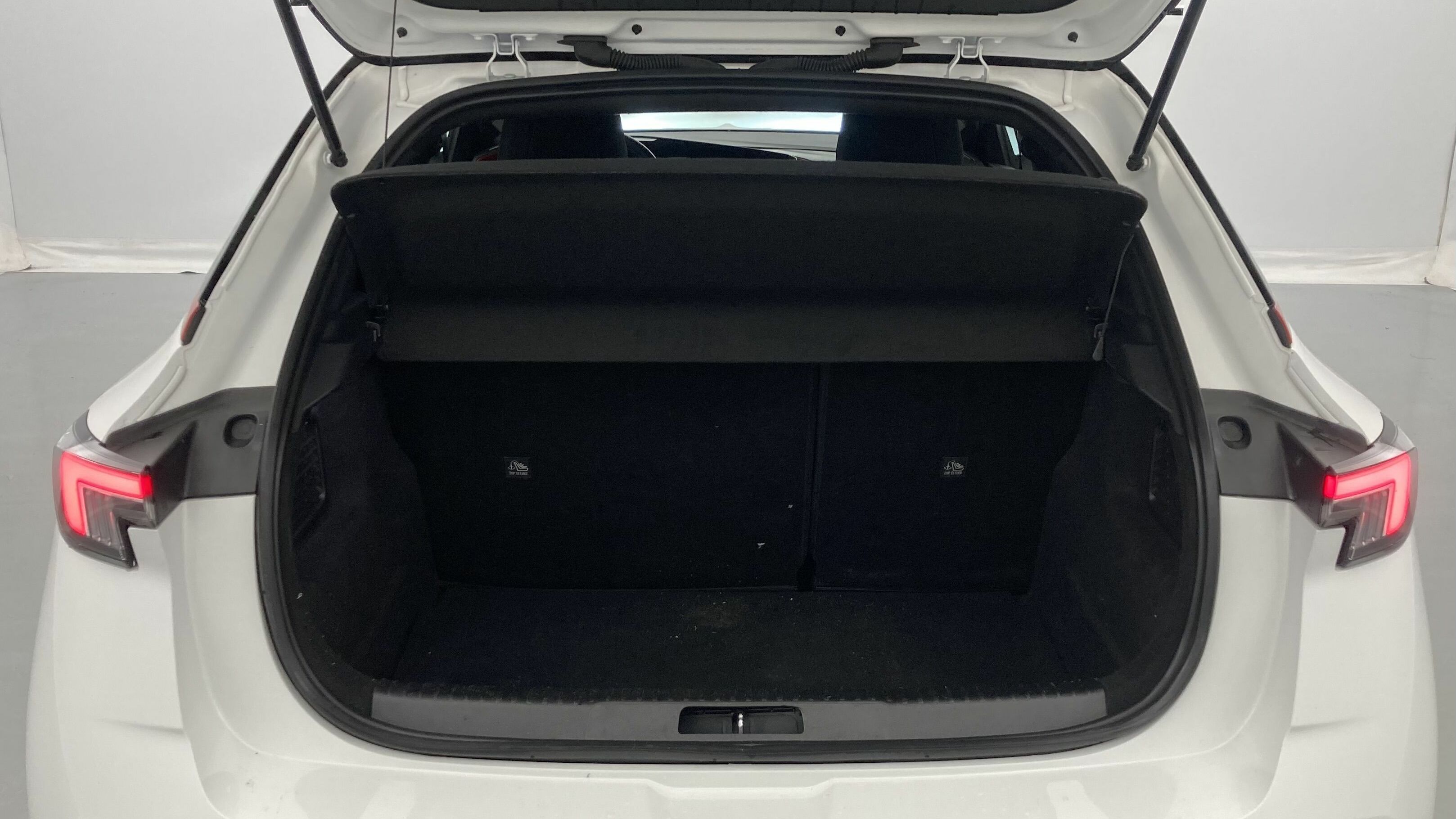 opel mokka gs 1.2T 130 AT 2023 artkis white 23