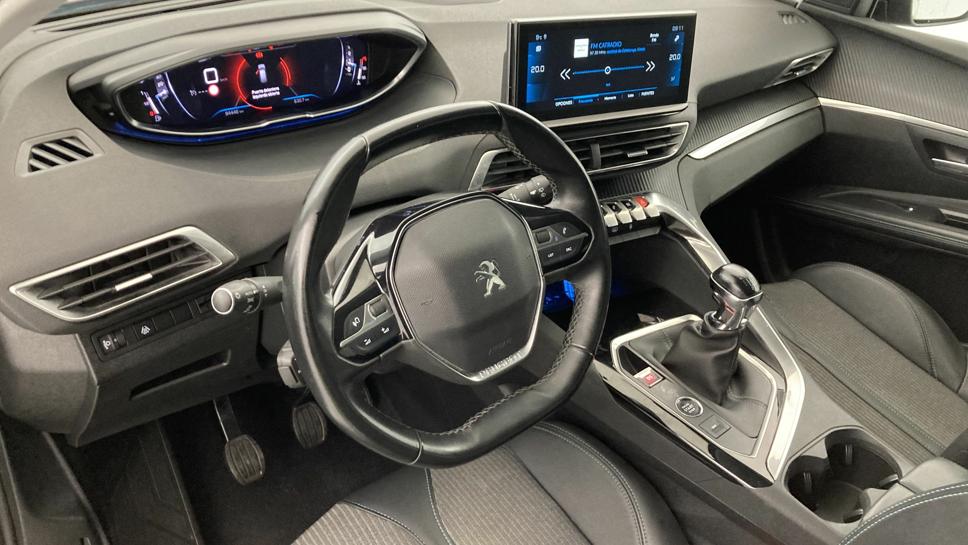 peugeot 5008 allure 1.2 PURETECH 130 2022 marron 16