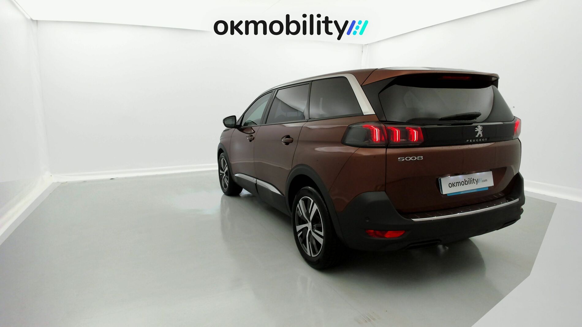 peugeot 5008 allure 1.2 PURETECH 130 2022 marron 10