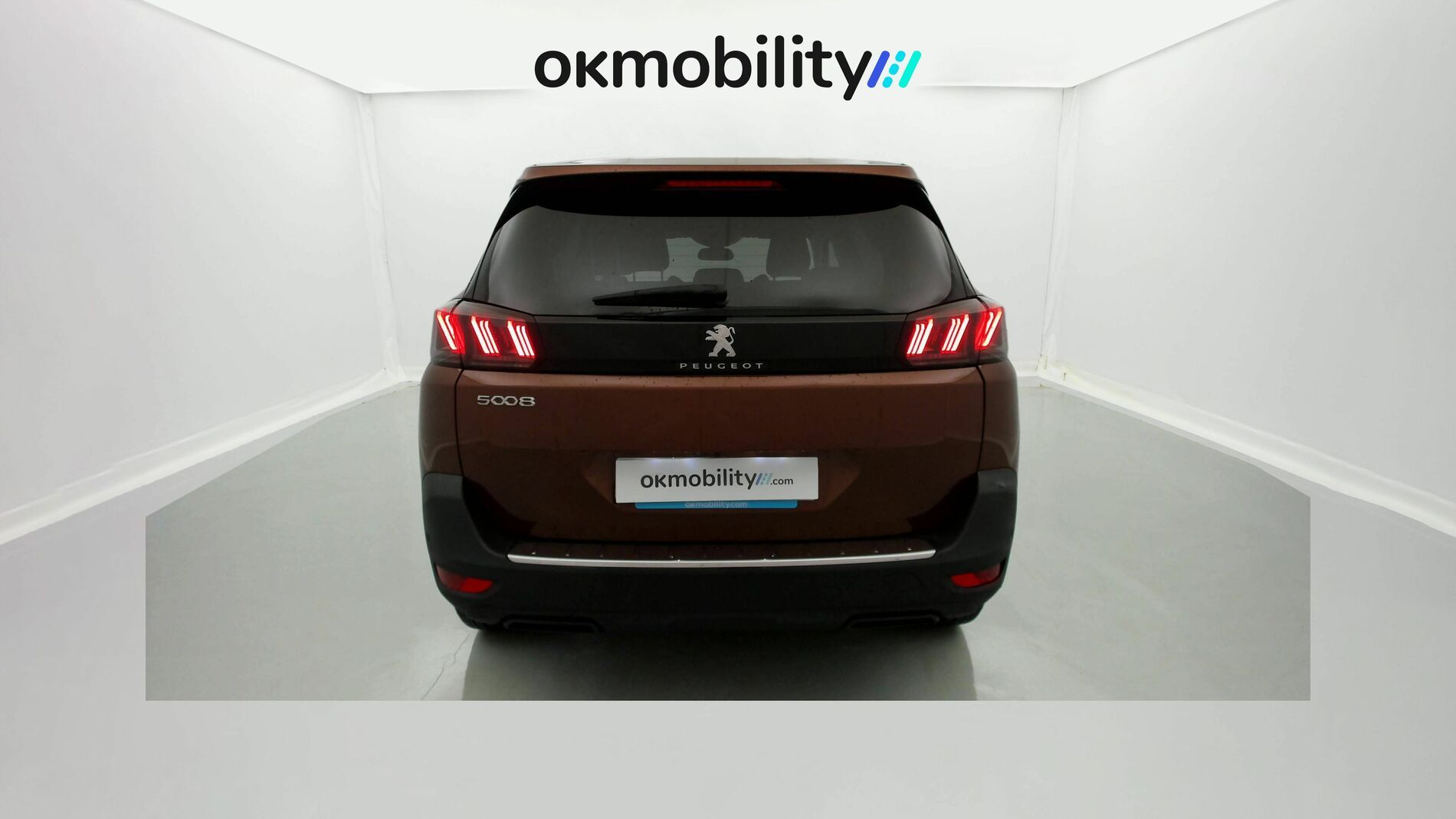 peugeot 5008 allure 1.2 PURETECH 130 2022 marron 11
