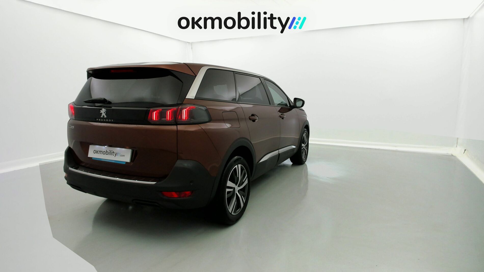 peugeot 5008 allure 1.2 PURETECH 130 2022 marron 12