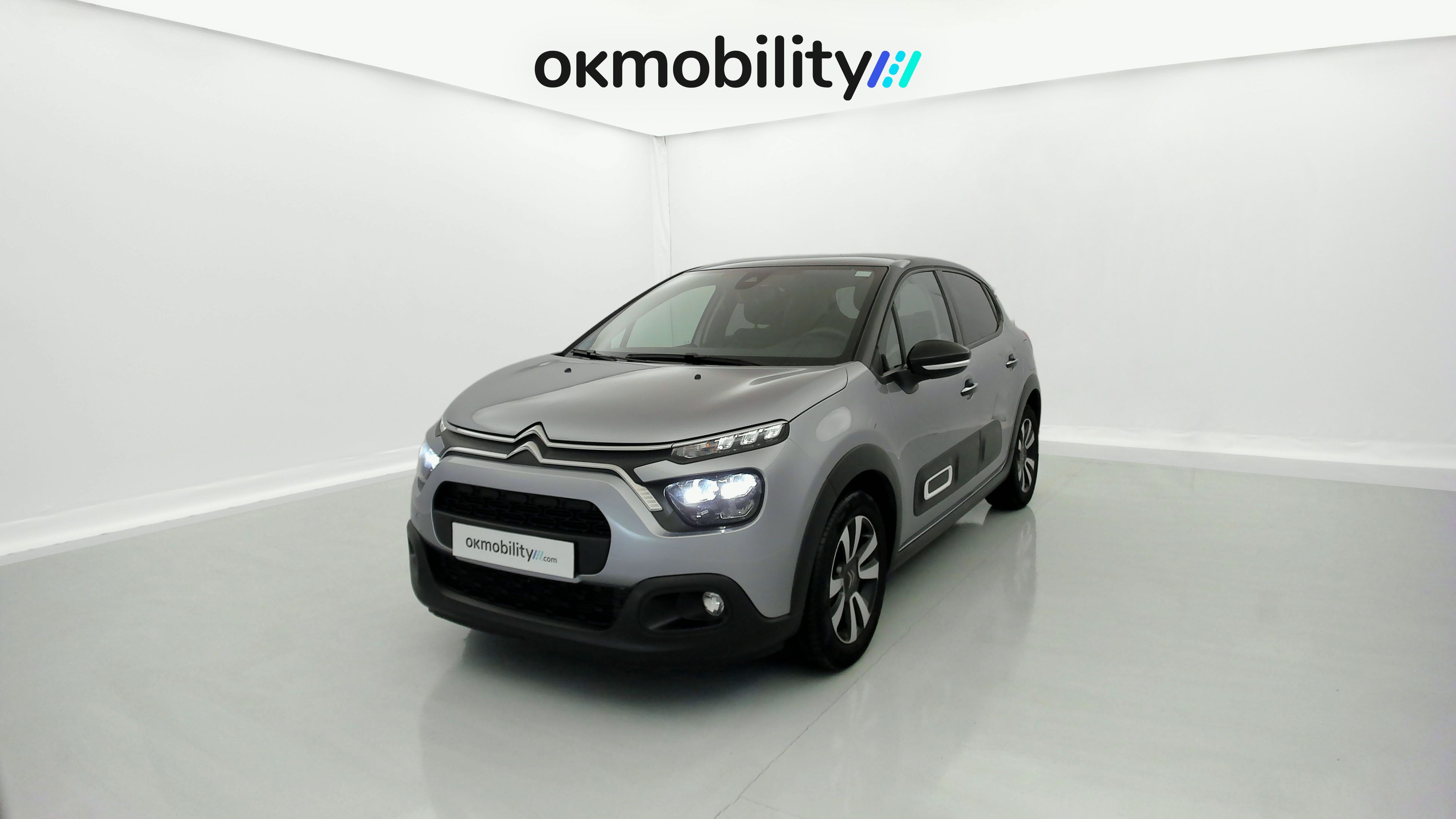 citroen c3 shine 1.2 PURETECH 83 2023 gris acero / negro 5