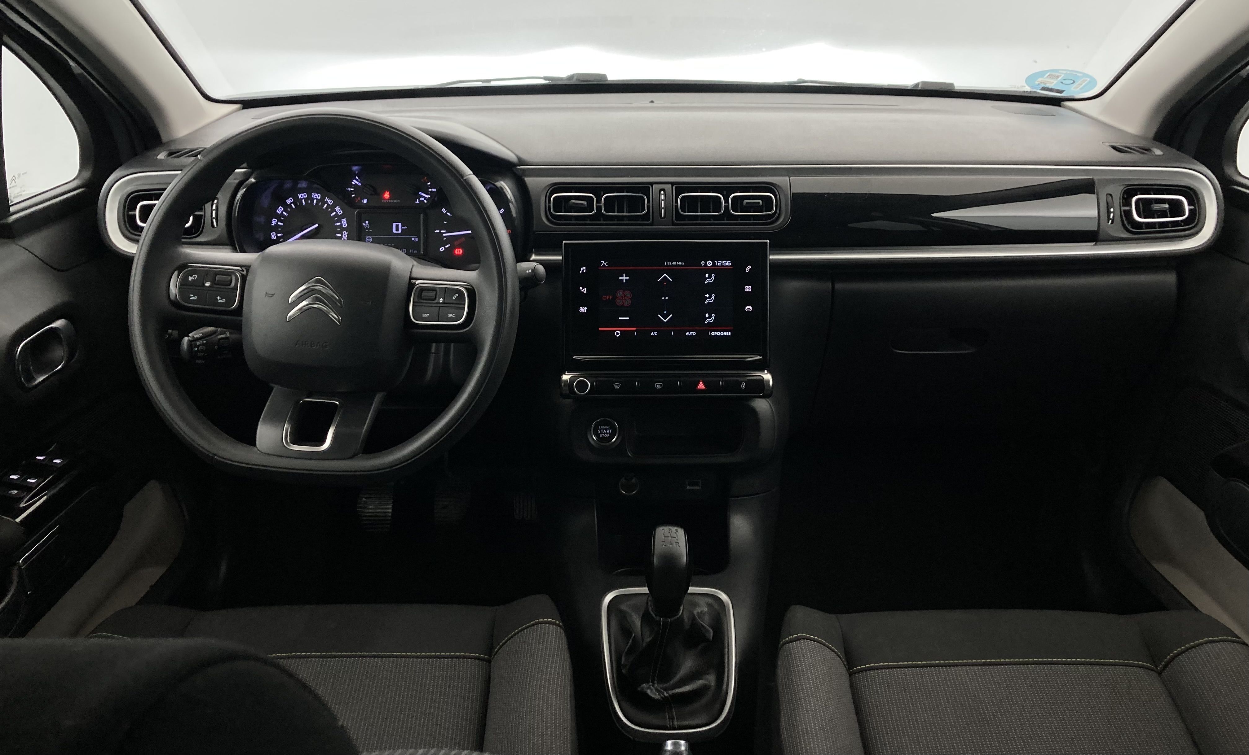 citroen c3 shine 1.2 PURETECH 83 2023 gris acero / negro 30