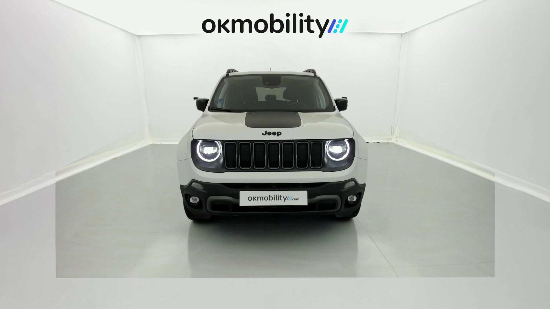 jeep renegade trailhawk 1.3 PHEV 240 AWD 2023 blanco alpine 3