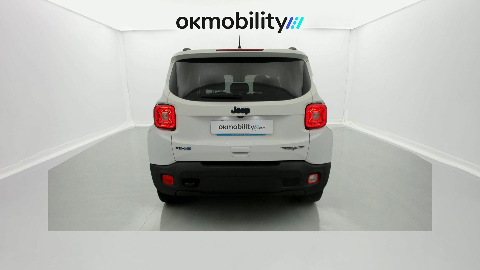 jeep renegade trailhawk 1.3 PHEV 240 AWD 2023 blanco alpine 9