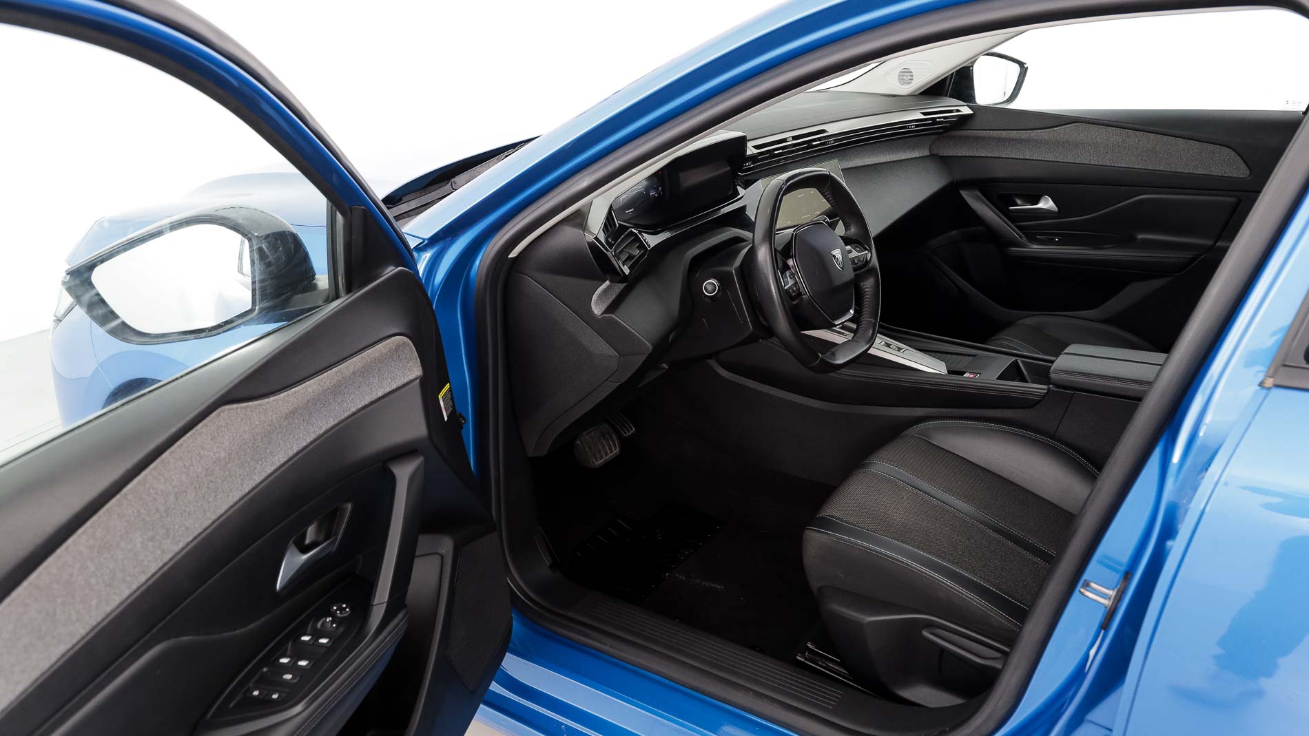 peugeot 308 allure 1.2 PURETECH 130 EAT 2023 azul vertigo 13