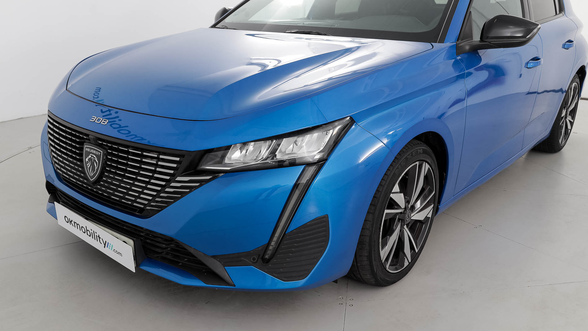 peugeot 308 allure 1.2 PURETECH 130 EAT 2023 azul vertigo 28