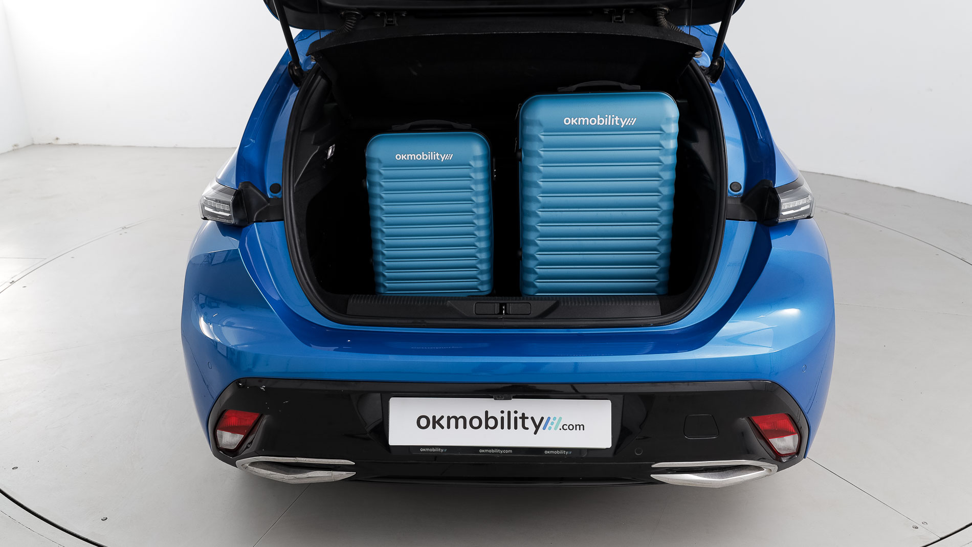 peugeot 308 allure 1.2 PURETECH 130 EAT 2023 azul vertigo 31