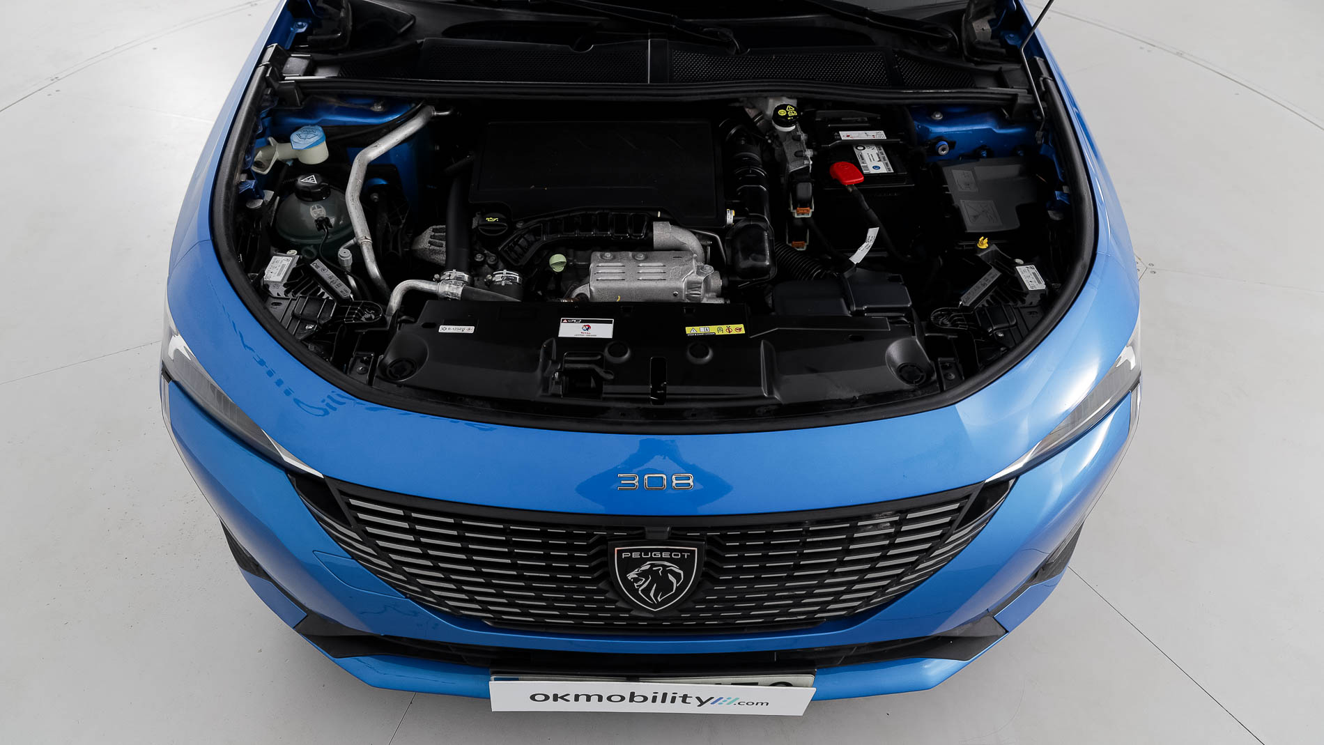 peugeot 308 allure 1.2 PURETECH 130 EAT 2023 azul vertigo 32