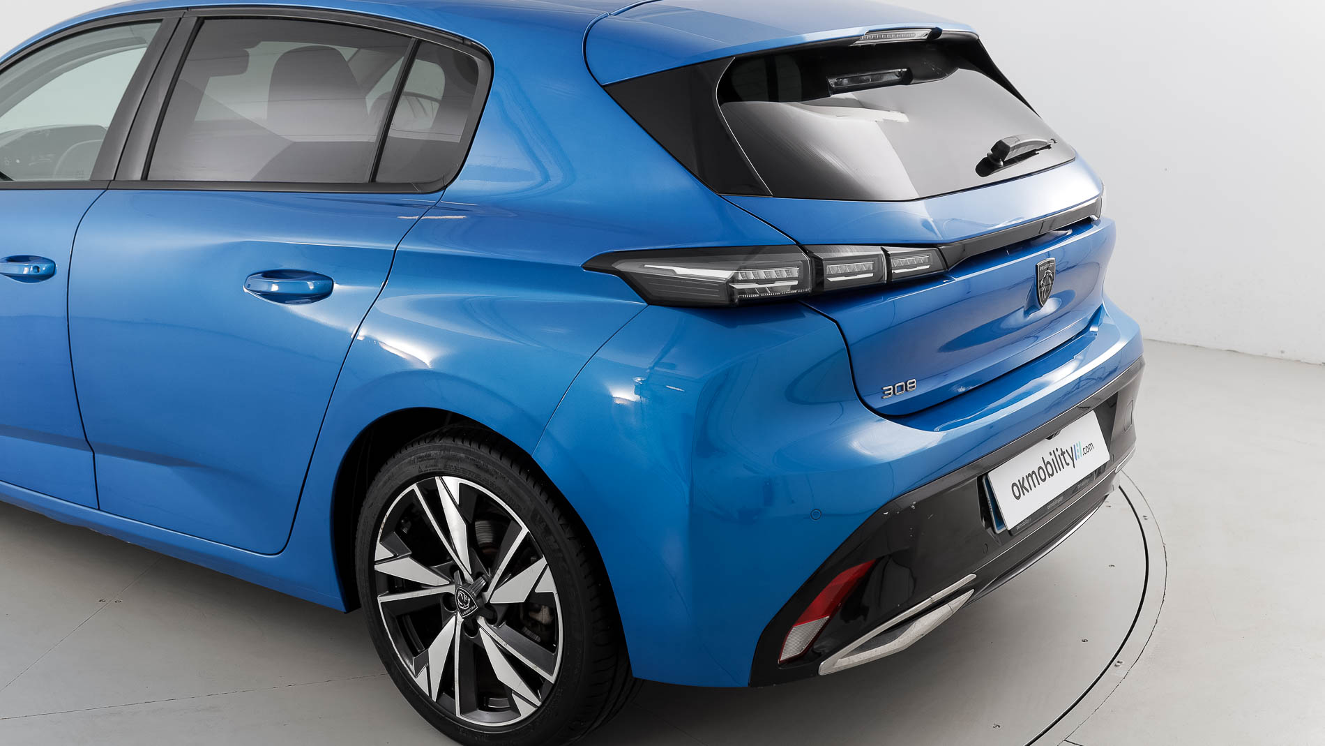 peugeot 308 allure 1.2 PURETECH 130 EAT 2023 azul vertigo 35