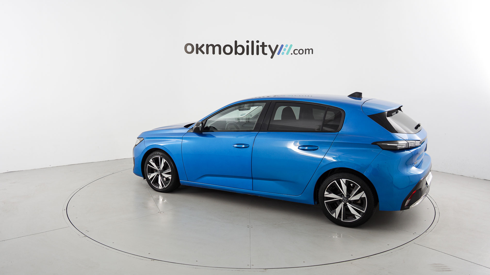 peugeot 308 allure 1.2 PURETECH 130 EAT 2023 azul vertigo 8