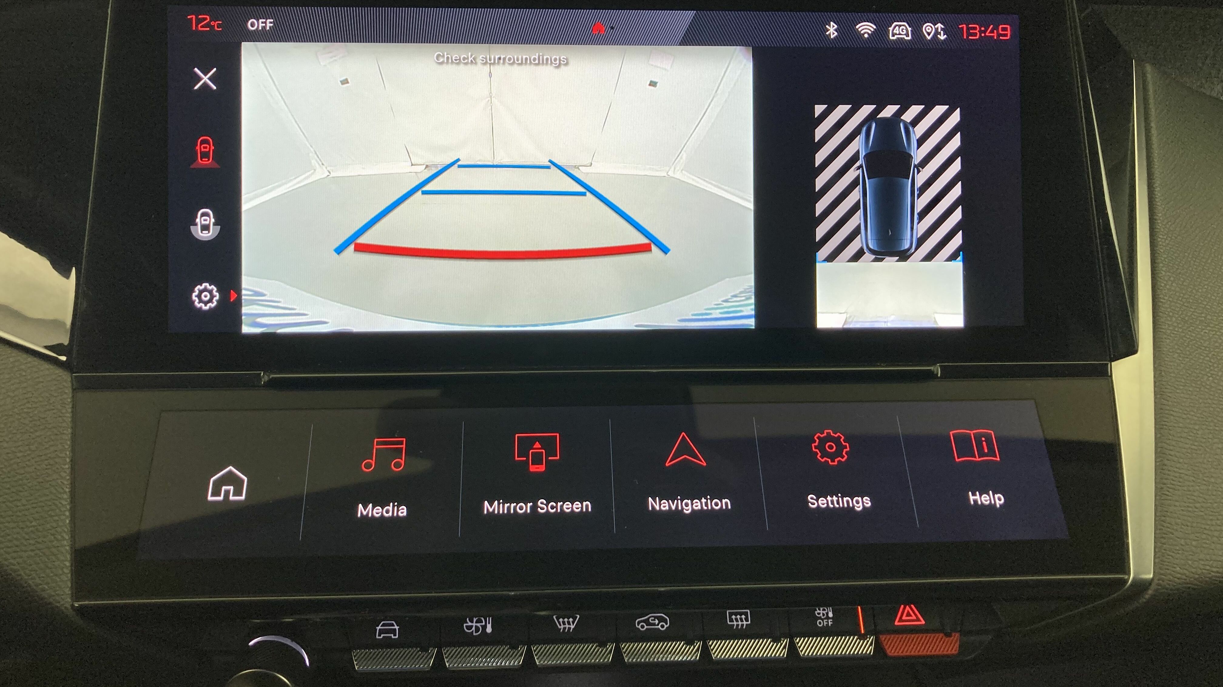 peugeot 308 allure 1.2 PURETECH 130 EAT 2023 blanco nacarado 14