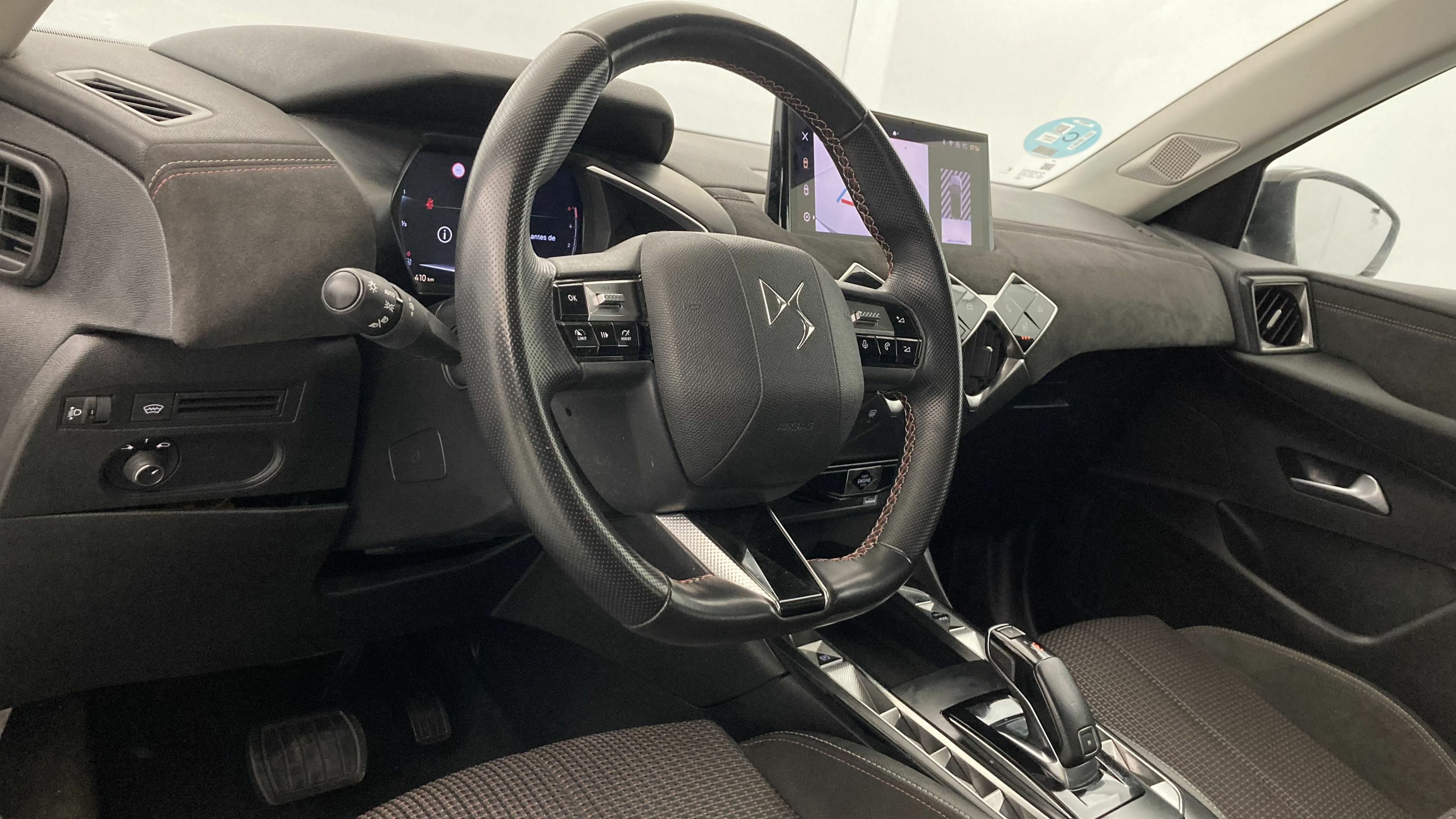 ds ds3 crossback performance line 1.5 BLUEHDI 130 EAT 2023 crystal pearl 14