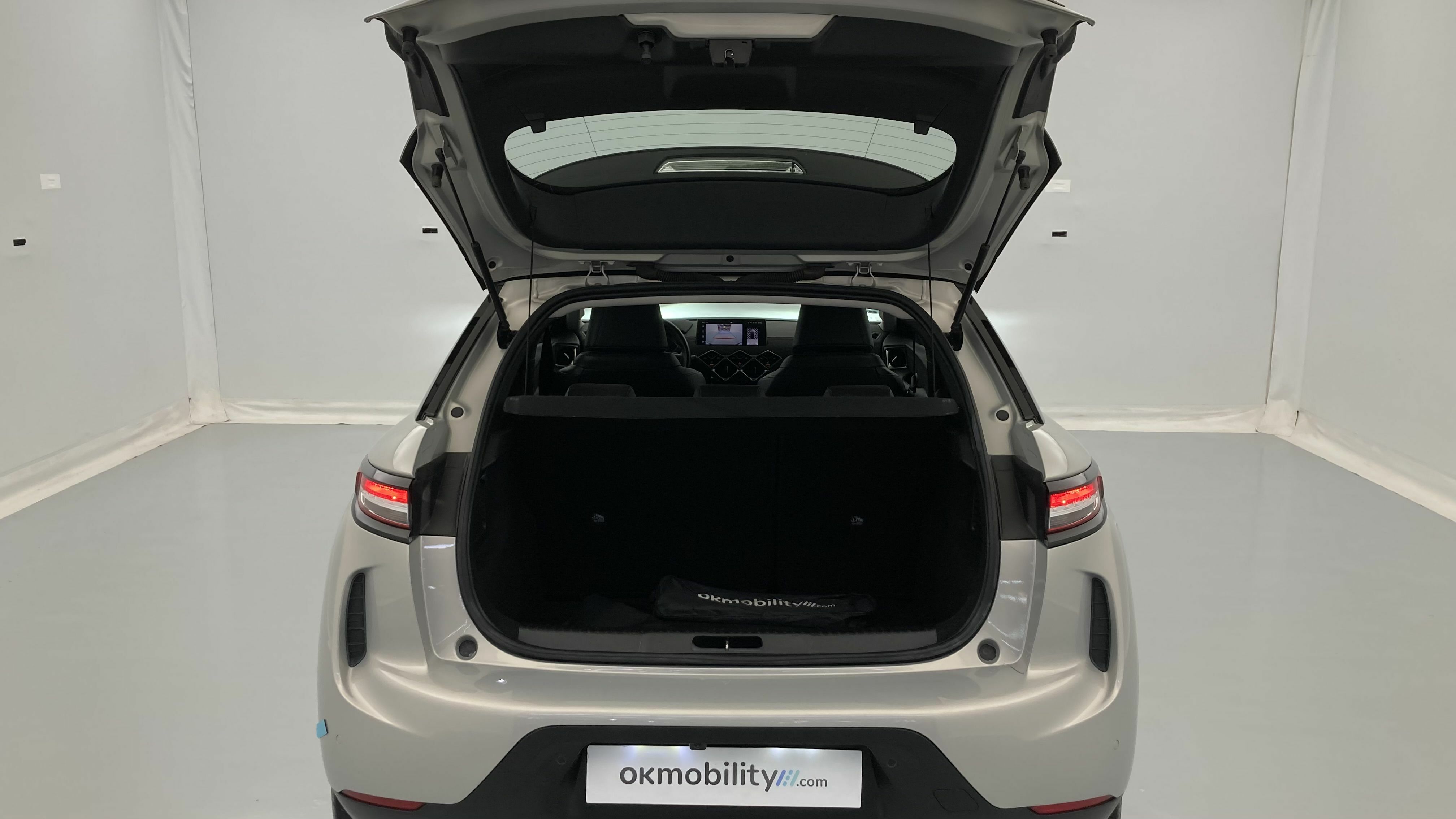 ds ds3 crossback performance line 1.5 BLUEHDI 130 EAT 2023 crystal pearl 23